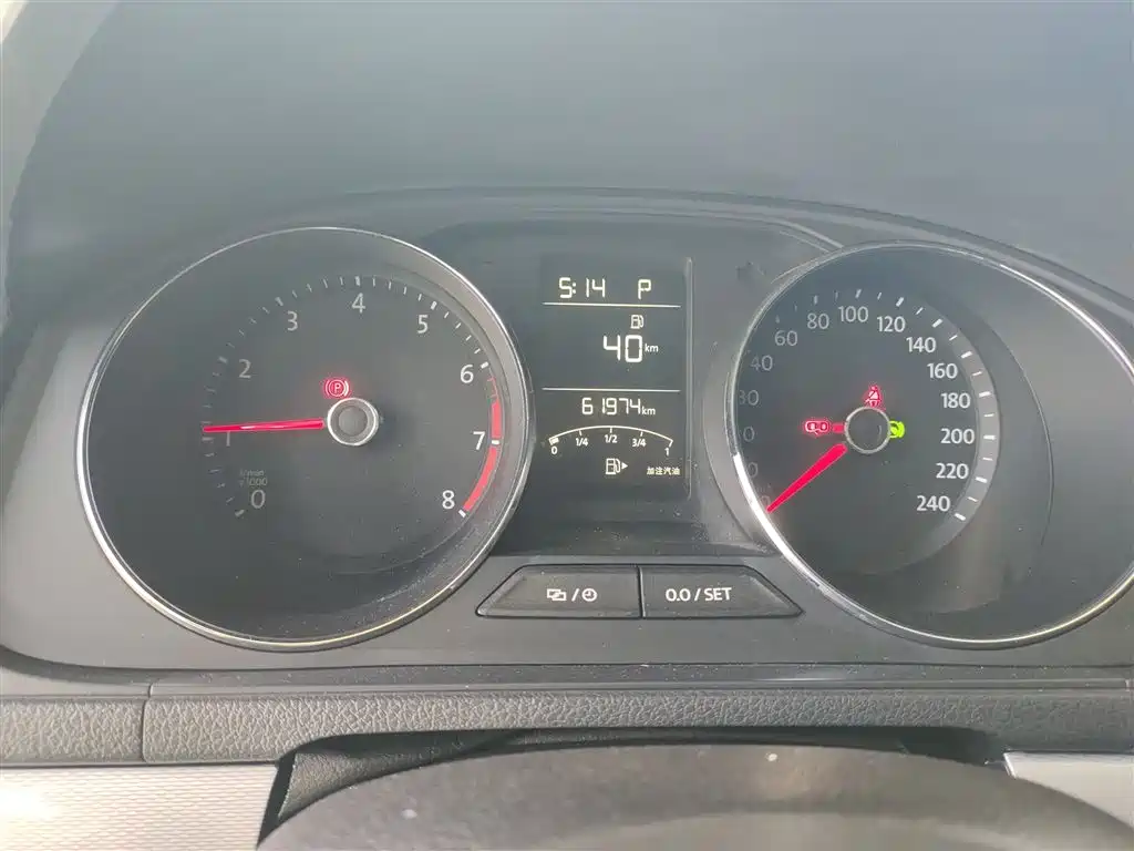 Volkswagen Lavida Tour 2017 180TSI DSG Comfort Edition фото 12
