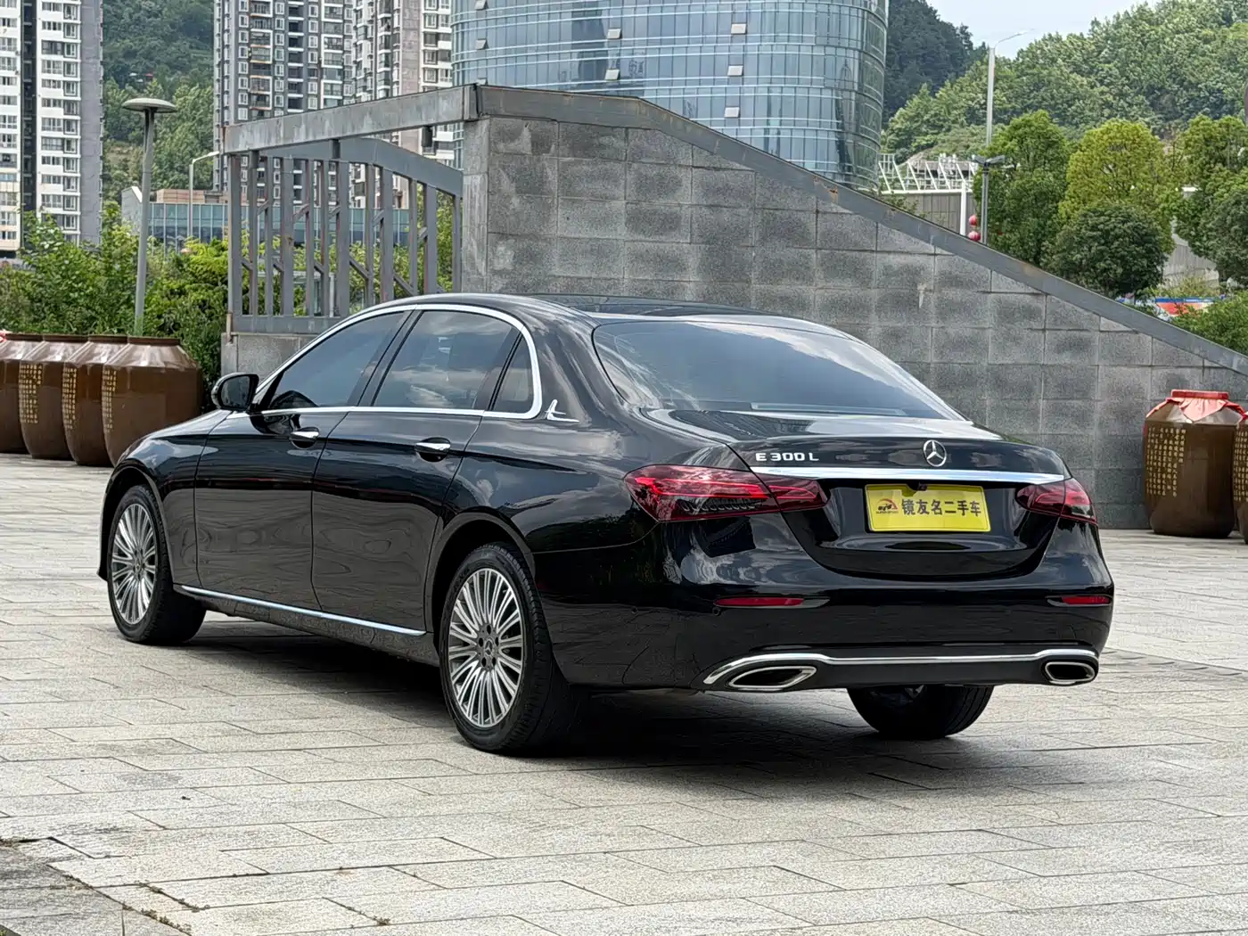 Mercedes-Benz E-Class 2021 E 300 L Fashion фото 6