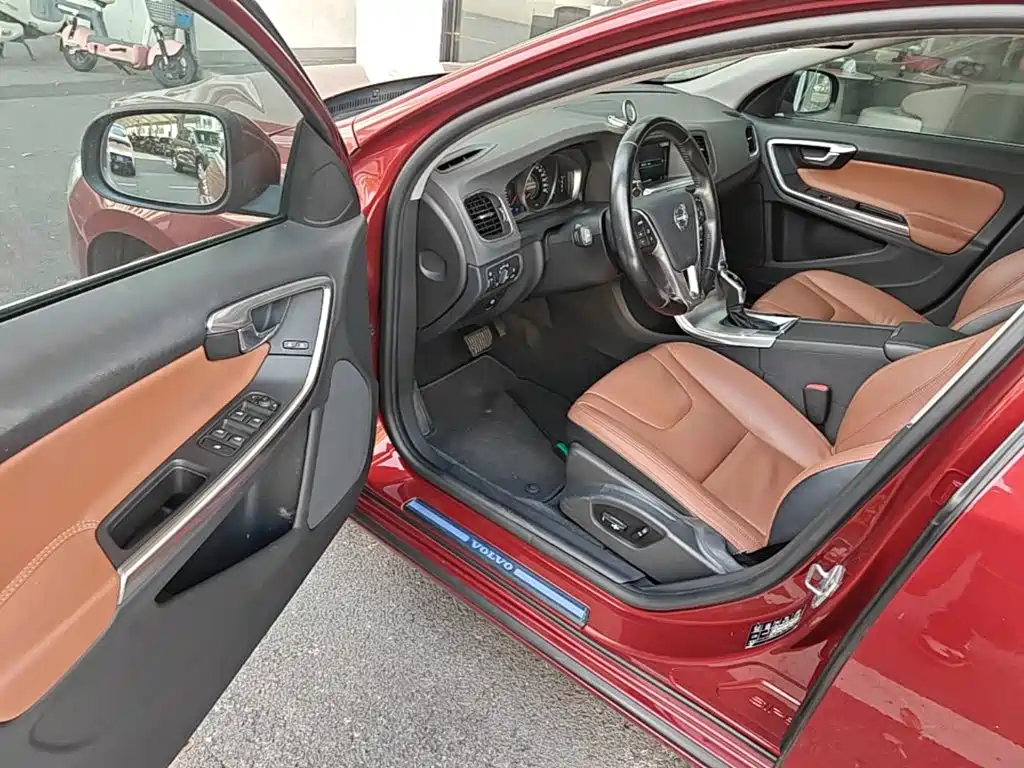 Volvo S60 2015 2015 S60L 2.0T Smart Vision