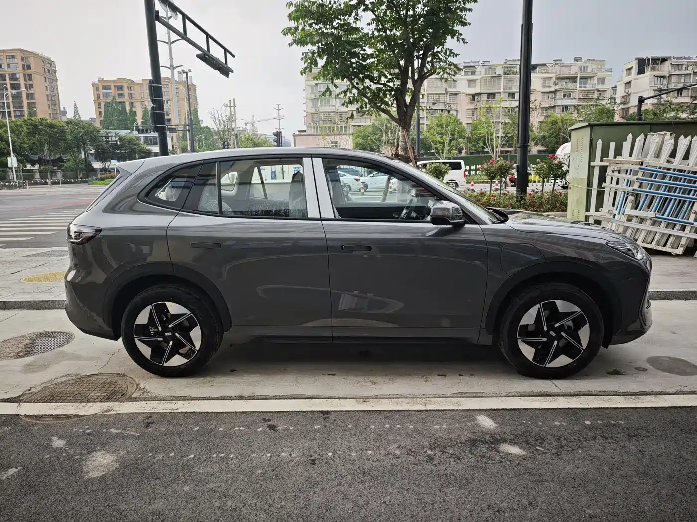 Geely Galaxy Galaxy E5 2026 530km Voyager Edition фото 3