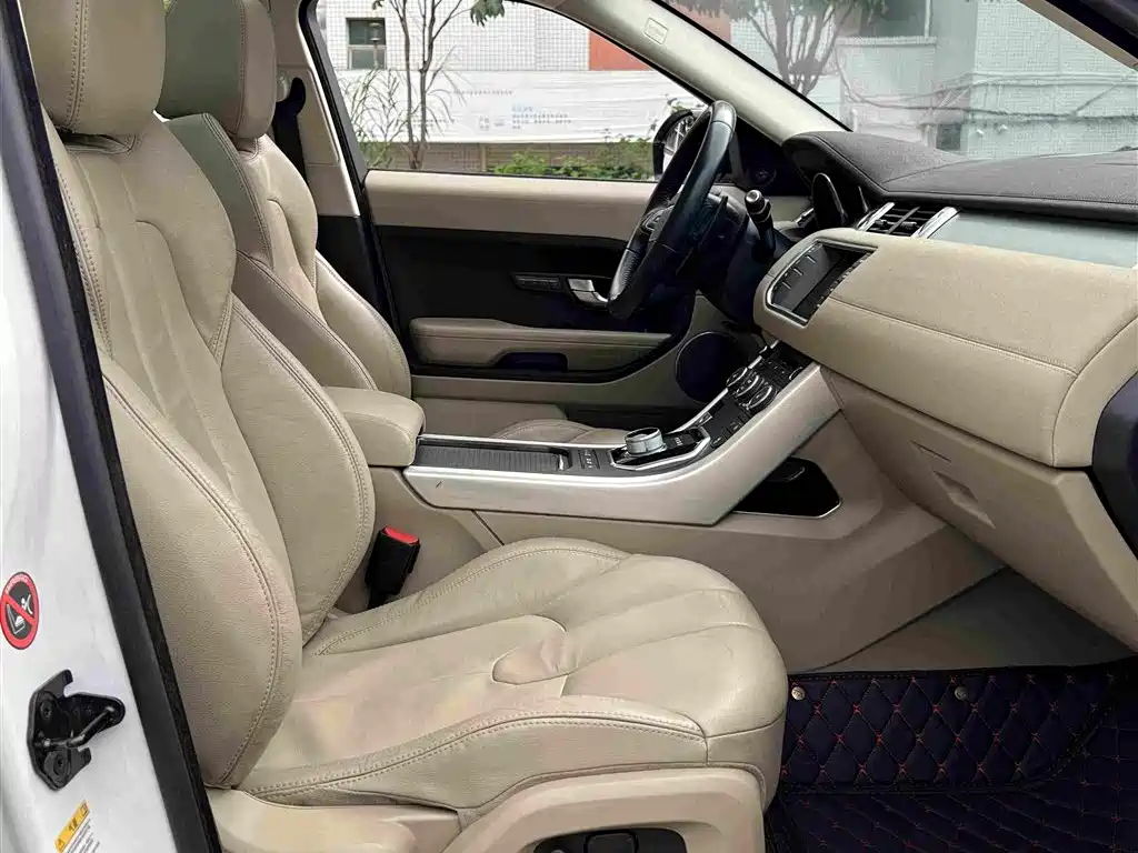 Land Rover Range Rover Evoque (Import) 2014 2014 2.0T 5-door Brilliance Premium
