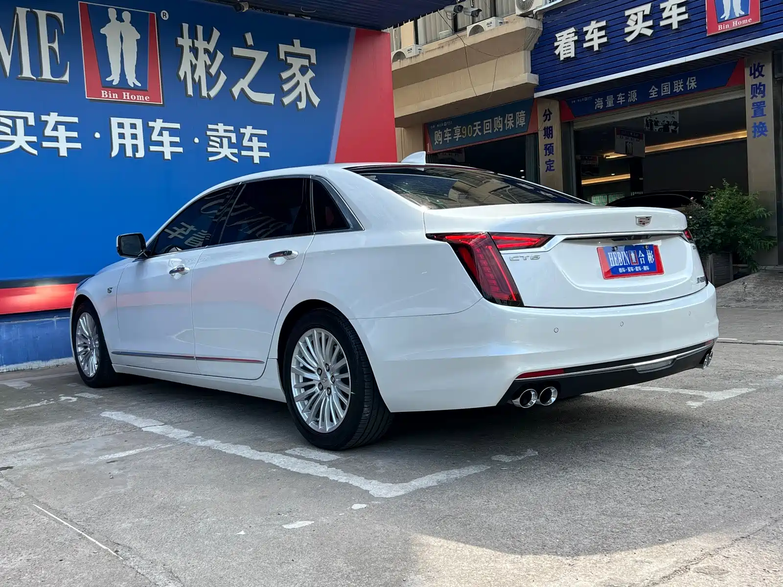 Фото 27 - Cadillac CT6