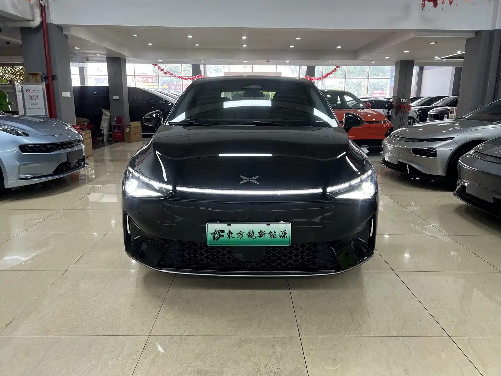 Фото 2 - XPeng P5