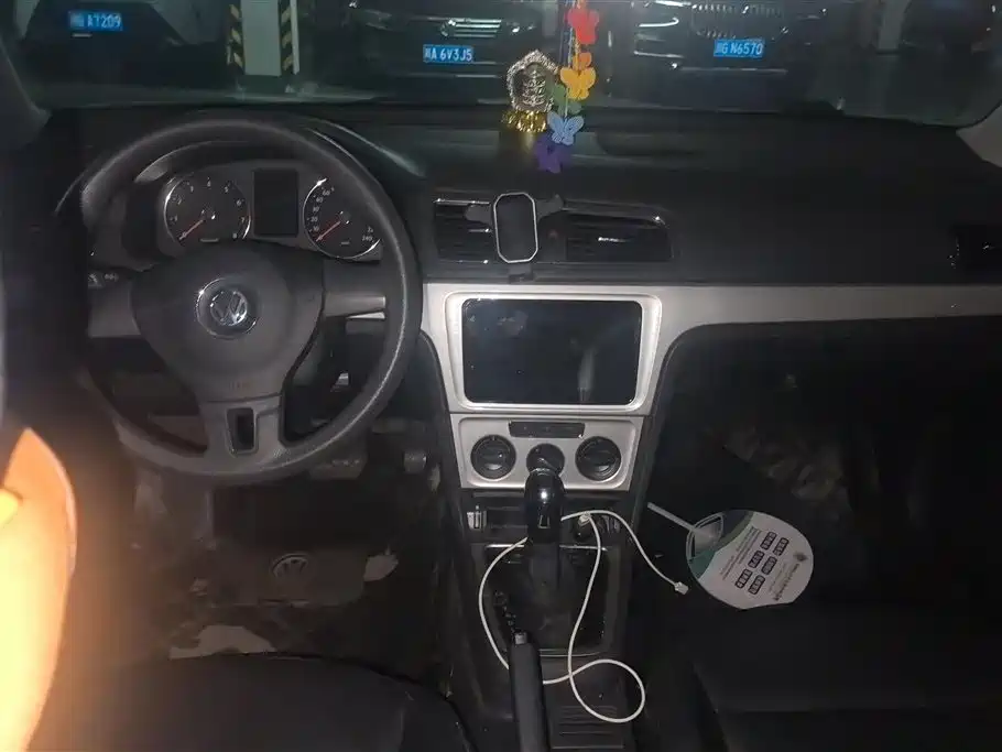 Volkswagen Lavida 2013 1.4TSI DSG Comfort Edition фото 12