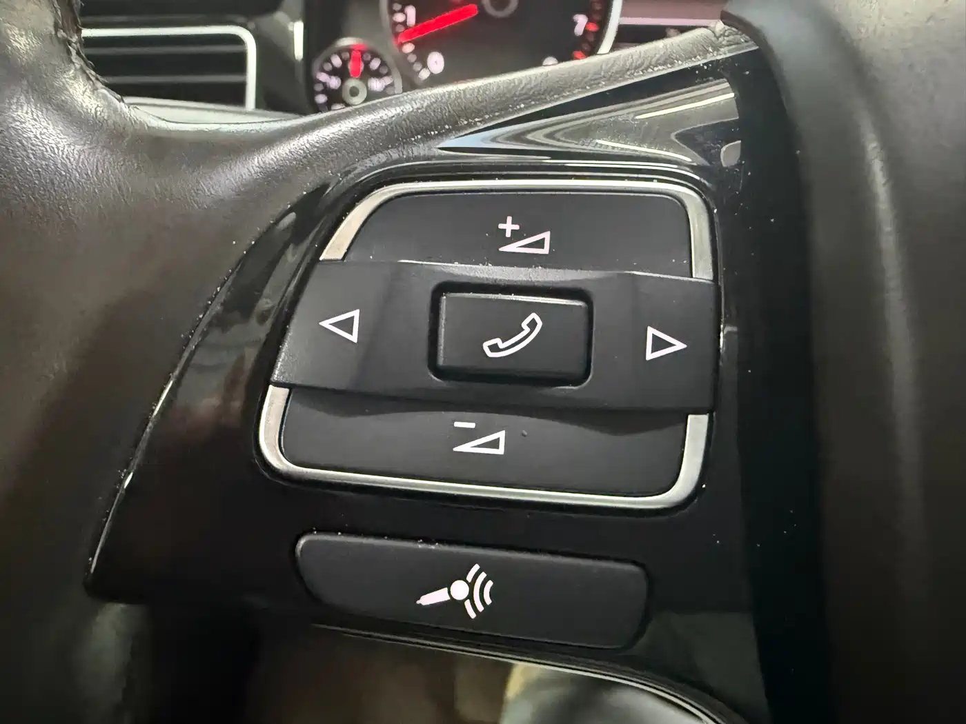 Volkswagen Touareg 2017 3.0TSI Explorer Edition фото 21