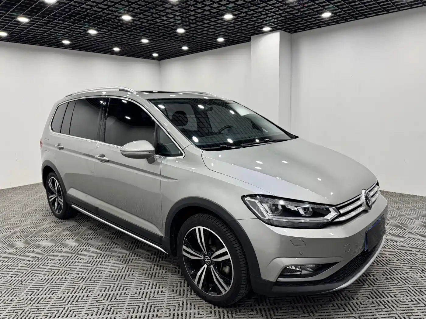 2022 Volkswagen Touran