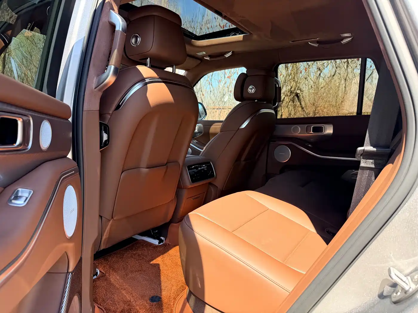 TANK TANK 700 NEW ENERGY