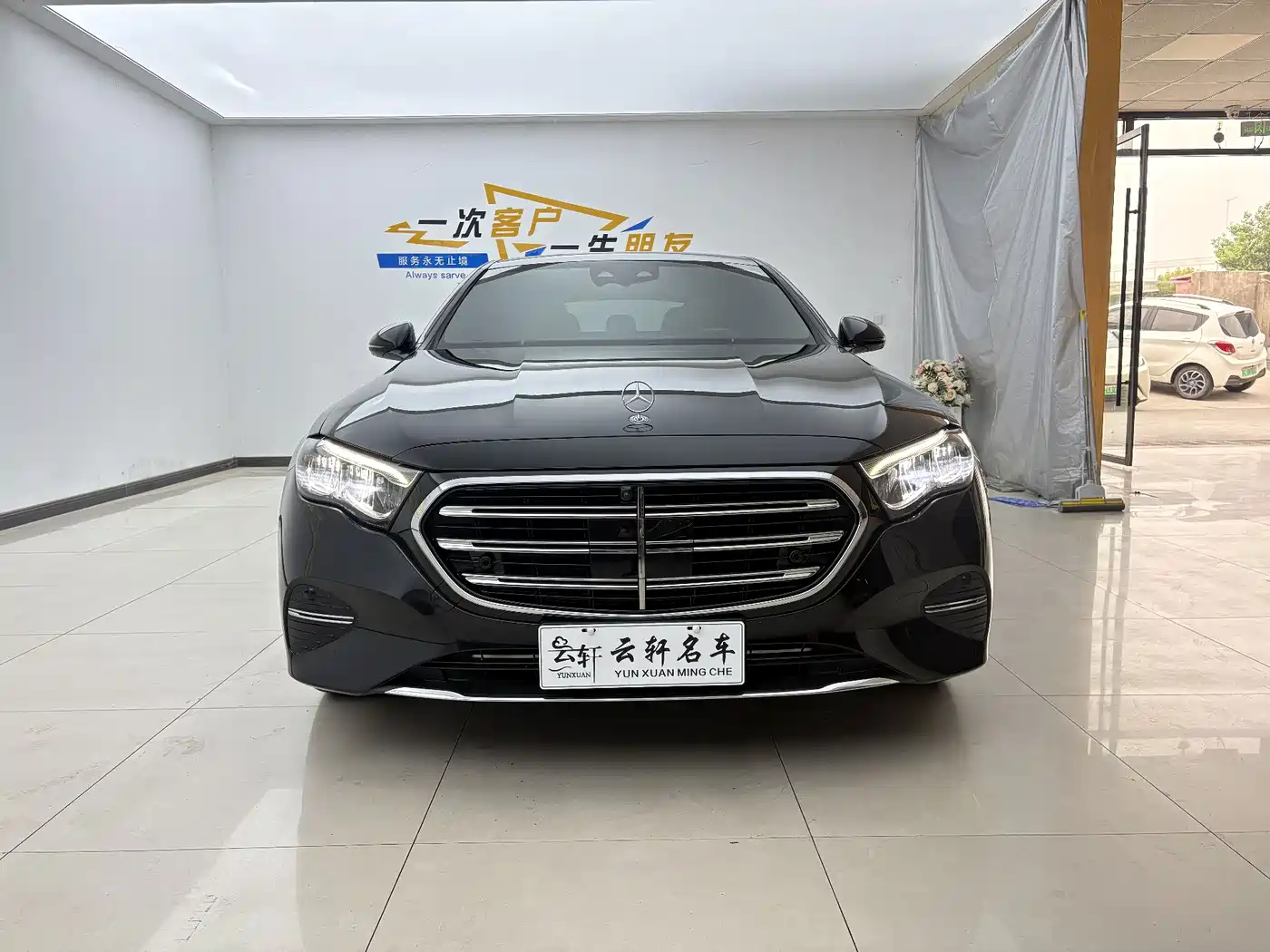 Mercedes-Benz E-Class 2025 E 300 L Fashion фото 2