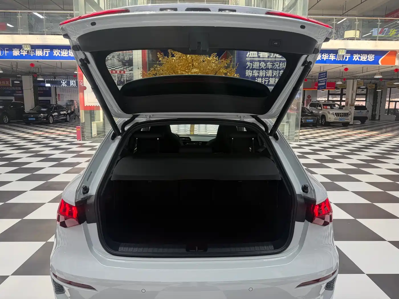 Audi A3 2021 Sportback 35 TFSI Luxury Elegance фото 8