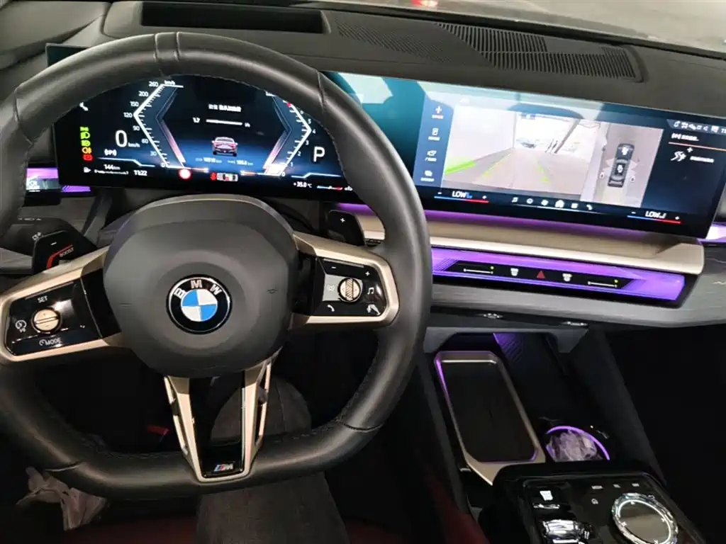 BMW 5 Series 2025 530Li Premium M Sport Package фото 10