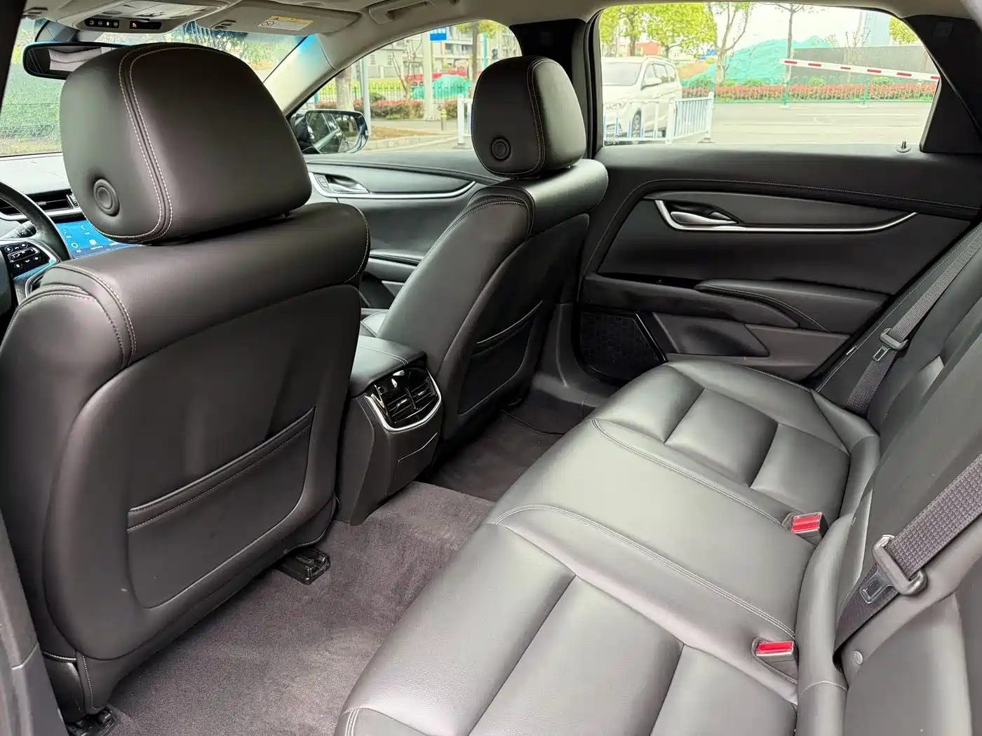 Cadillac XTS 2018 28T Technology фото 10