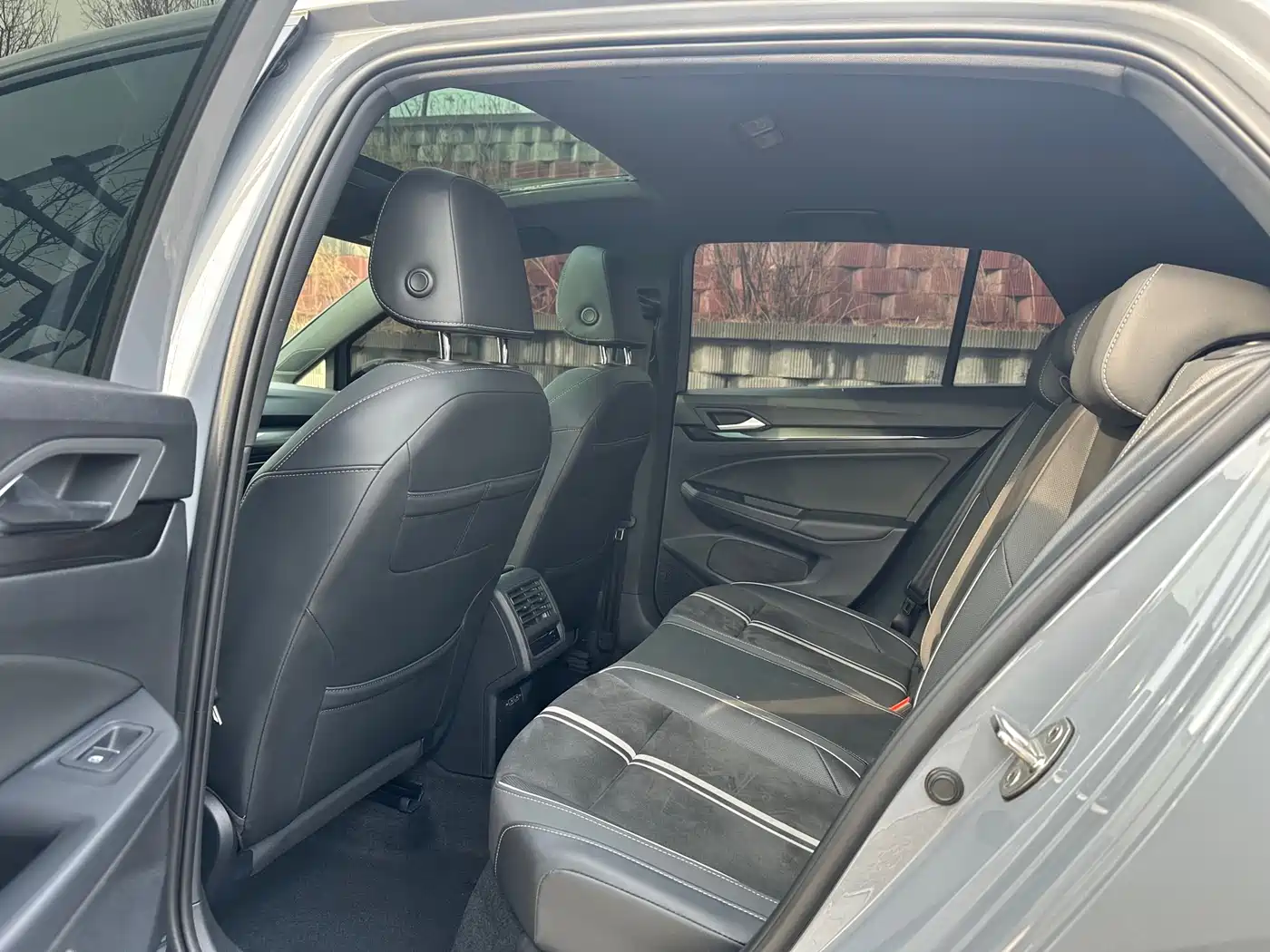 Volkswagen Golf 2021 280TSI DSG R-Line фото 5