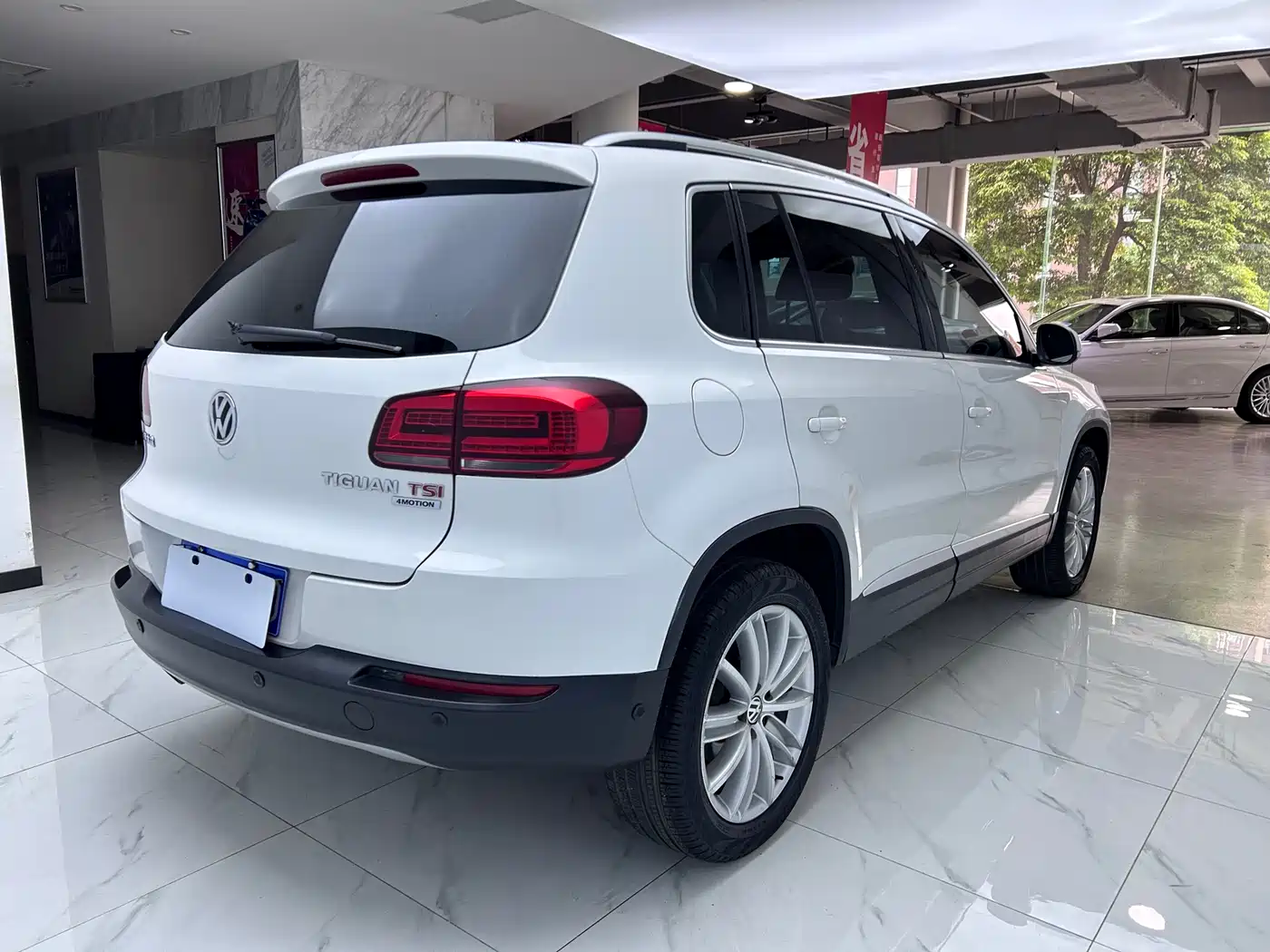 Volkswagen Tiguan 2013 2.0TSI Automatic AWD Flagship Edition фото 7