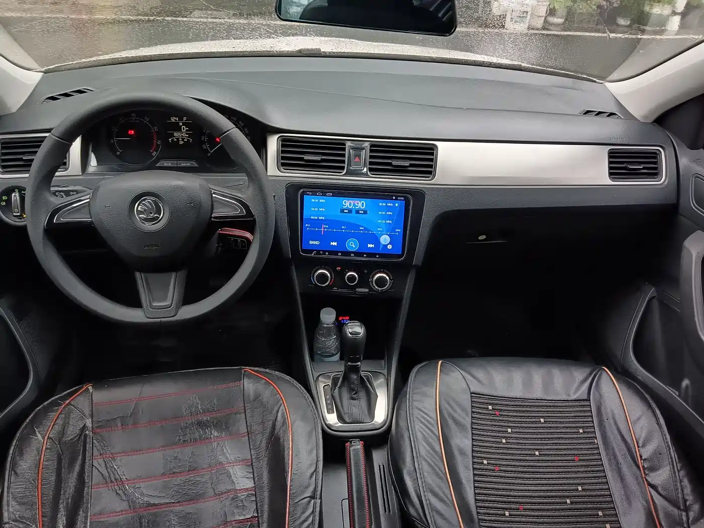 Škoda Skoda Rapid Spaceback 2014 1.6L Automatic乐享版 фото 8