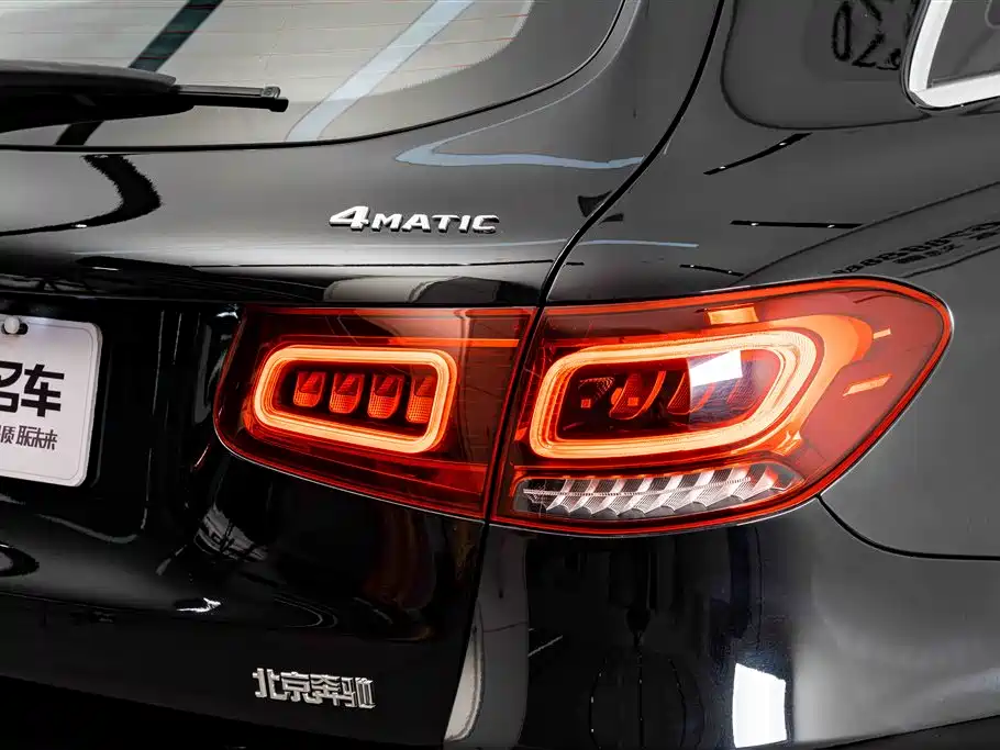 Mercedes-Benz GLC 2022 Model GLC 260 L 4MATIC Luxury Edition фото 9