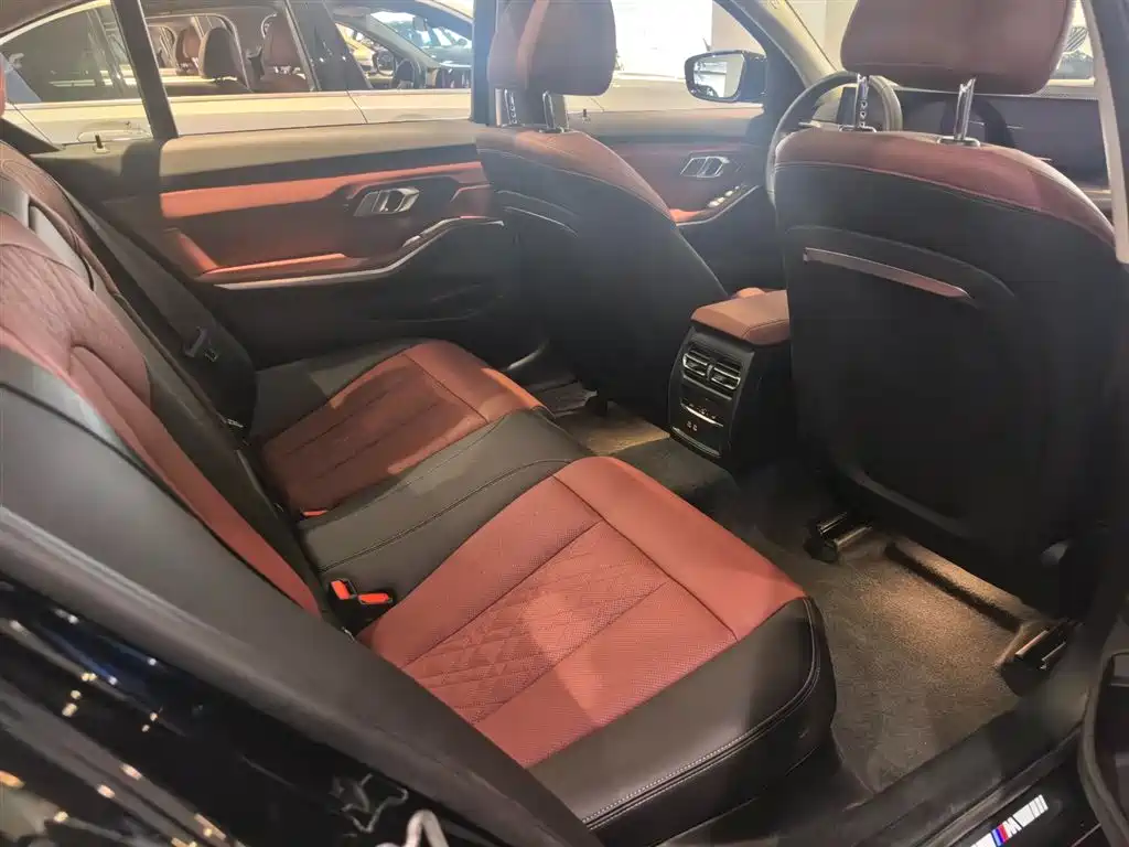 BMW 3-SERIES