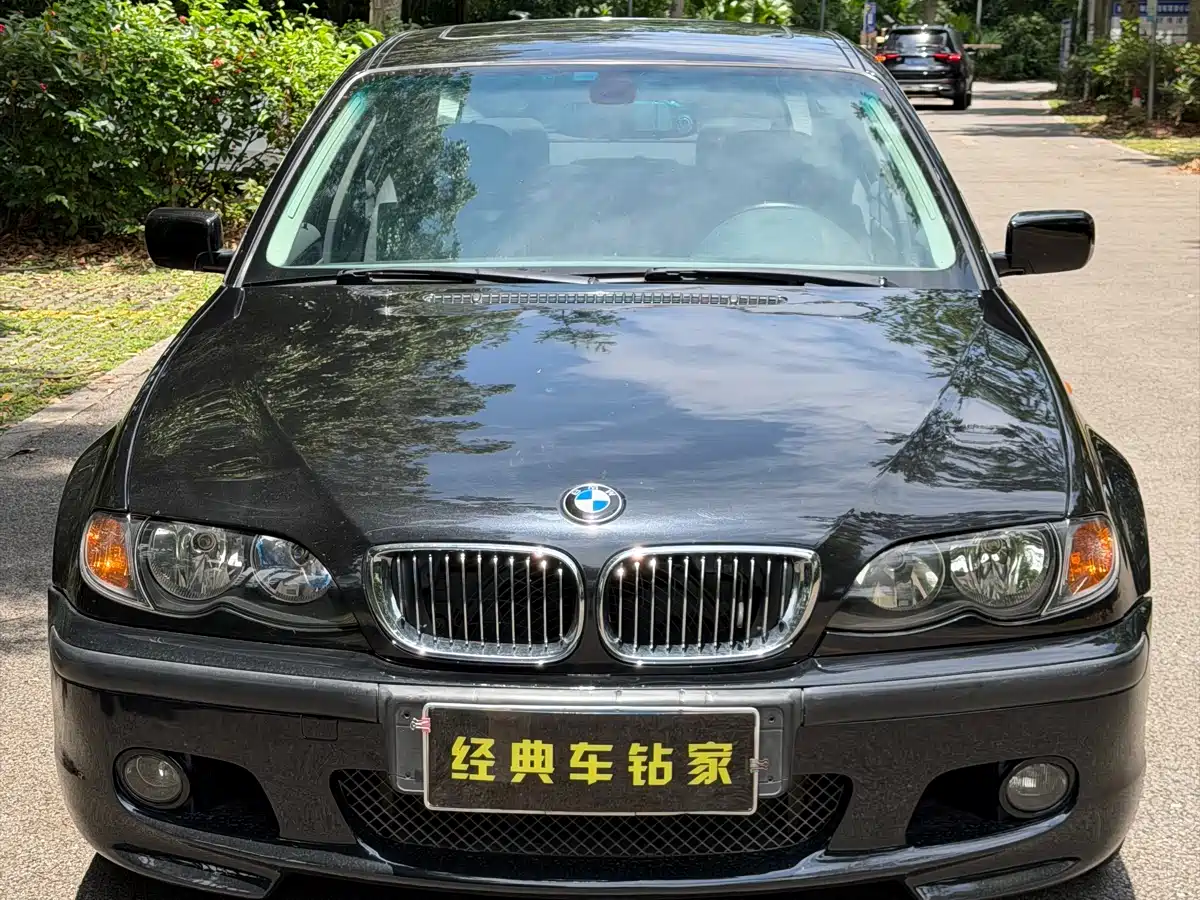 BMW 3 Series 2004 325i фото 4