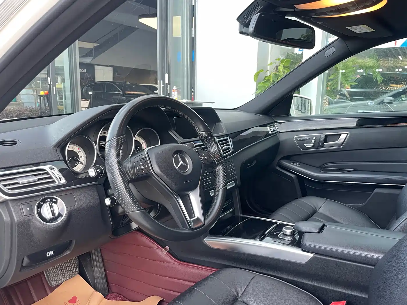 Mercedes-Benz E-Class 2015 E 260 L Sport фото 6