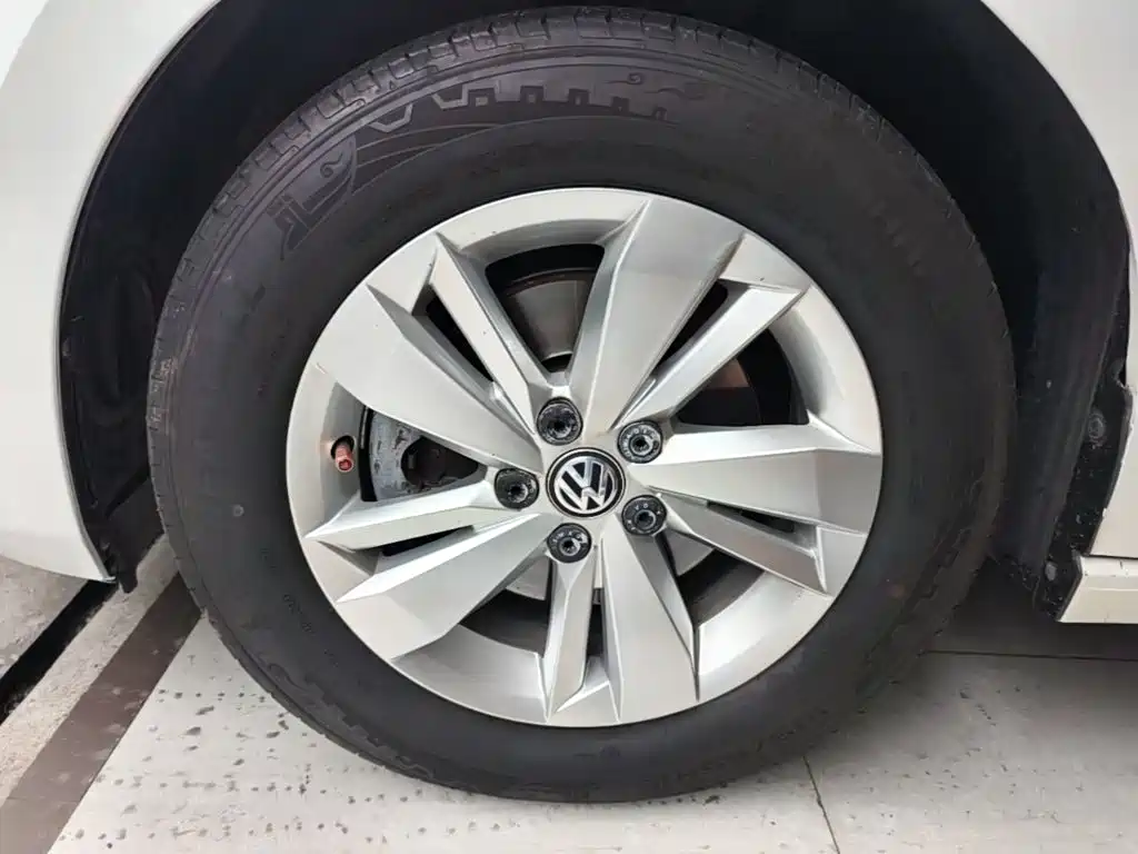 Volkswagen Polo 2020 2019 Plus 1.5L Automatic Panorama Enjoyment Edition