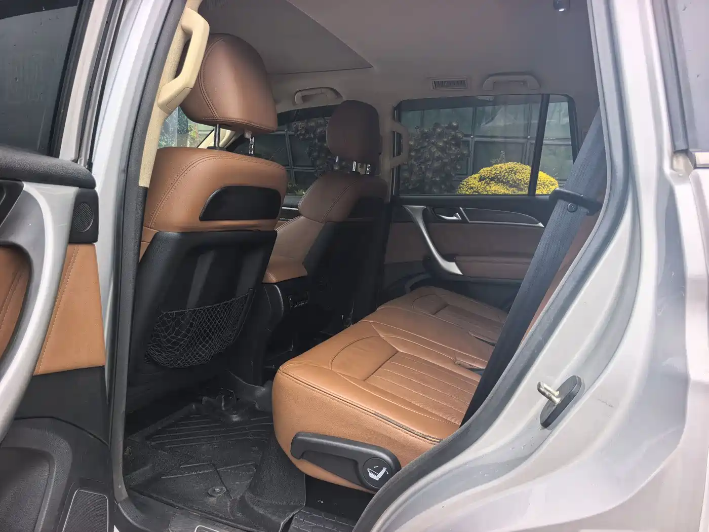 Haval H9 2015 2.0T 4WD Luxury 7-Seater фото 6