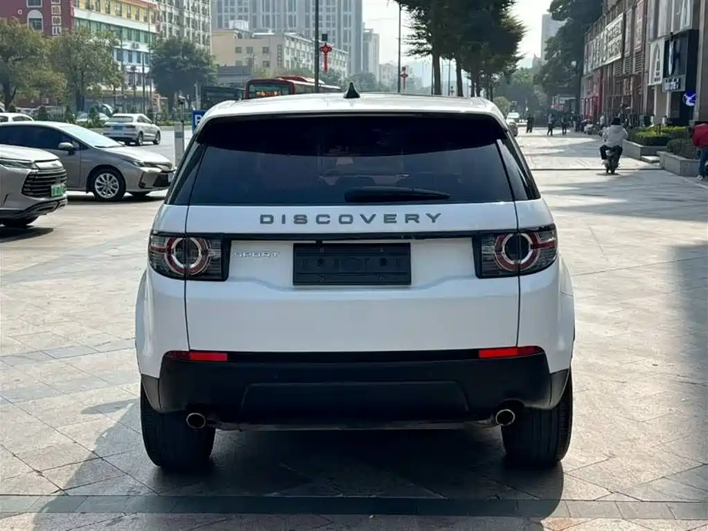 Land Rover Discovery Sport 2018 240PS PURE Edition фото 8