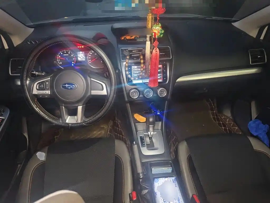 Subaru XV 2017 2.0i Comfort Navigation Edition фото 6