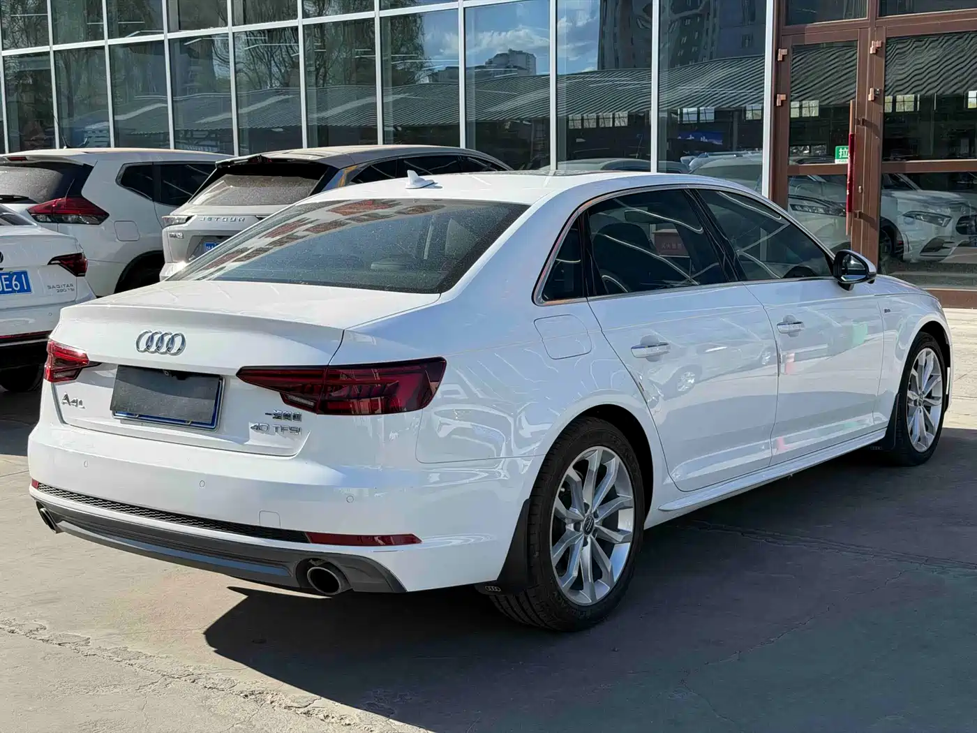 Audi A4L 2018 30th Anniversary 40 TFSI Fashion фото 4