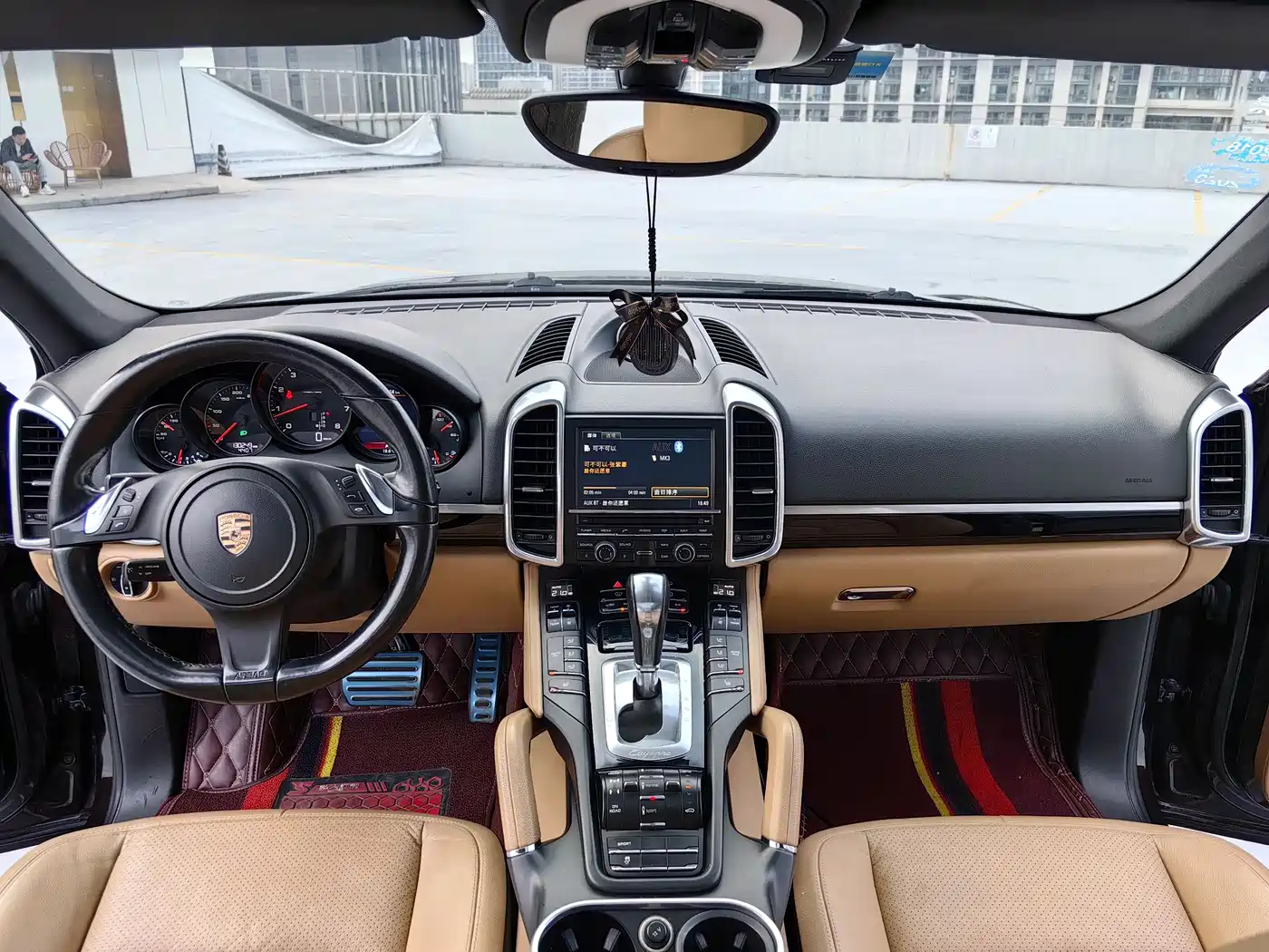 Porsche Cayenne 2014 Cayenne Platinum Edition 3.0T фото 9