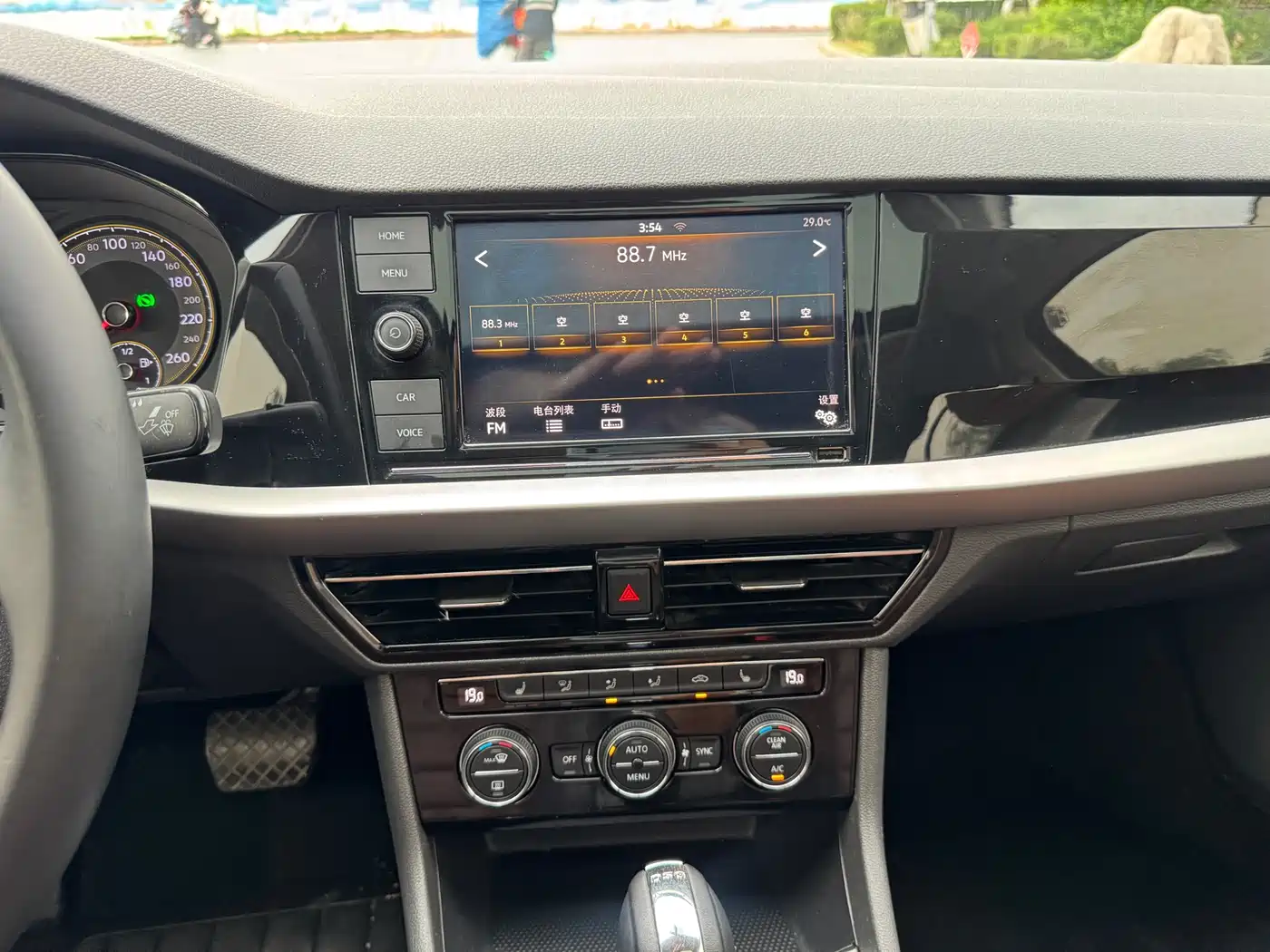 Volkswagen Lavida 2019 280TSI DSG Luxury Edition China VI фото 14