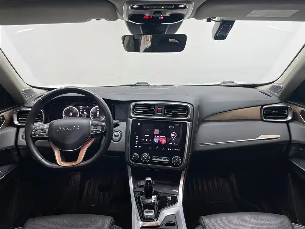 Lynk & Co 01 2019 2.0T 2WD Type Pro Version China V фото 17