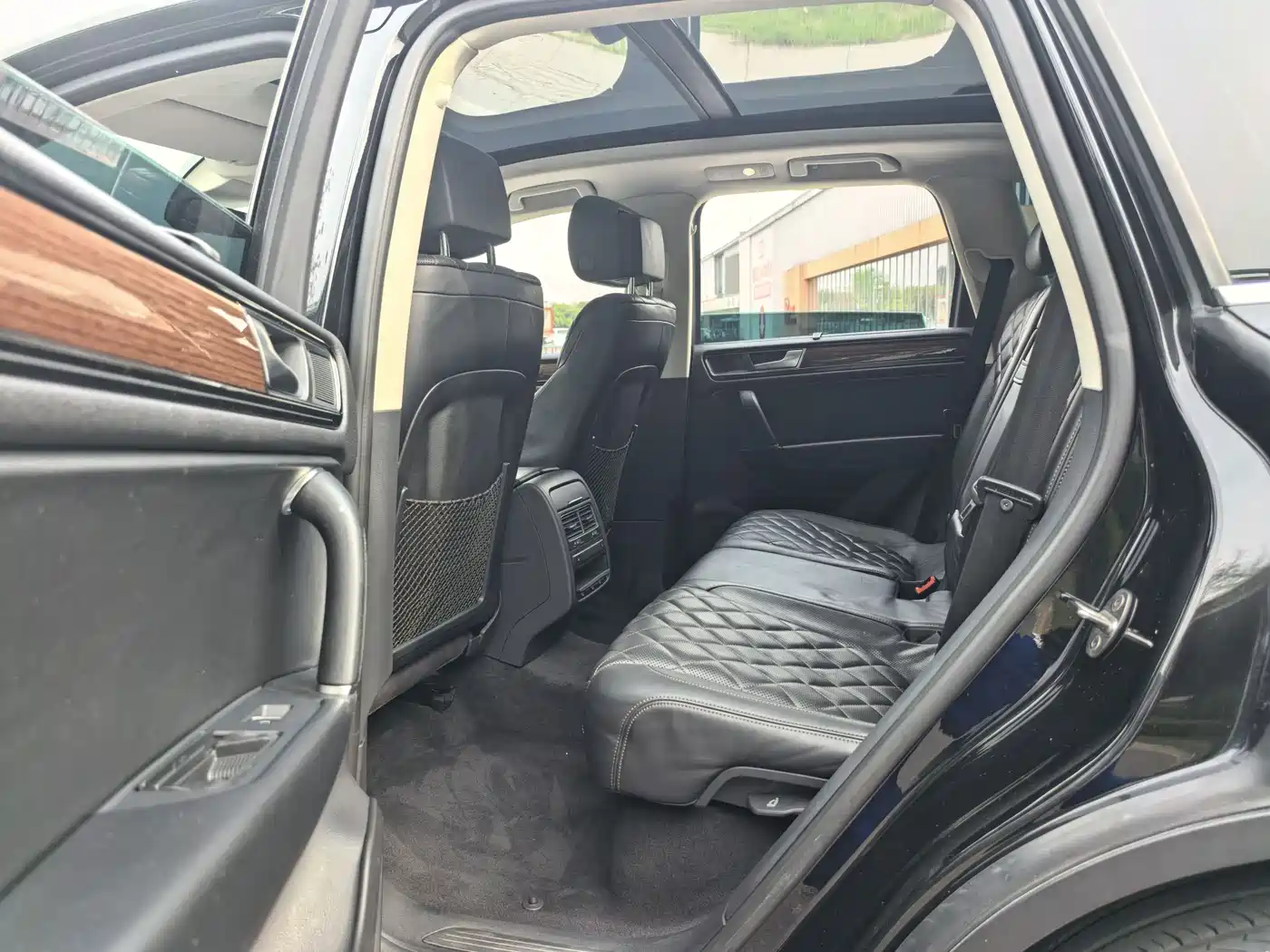 Volkswagen Touareg 2017 3.0TSI Executive Edition фото 10
