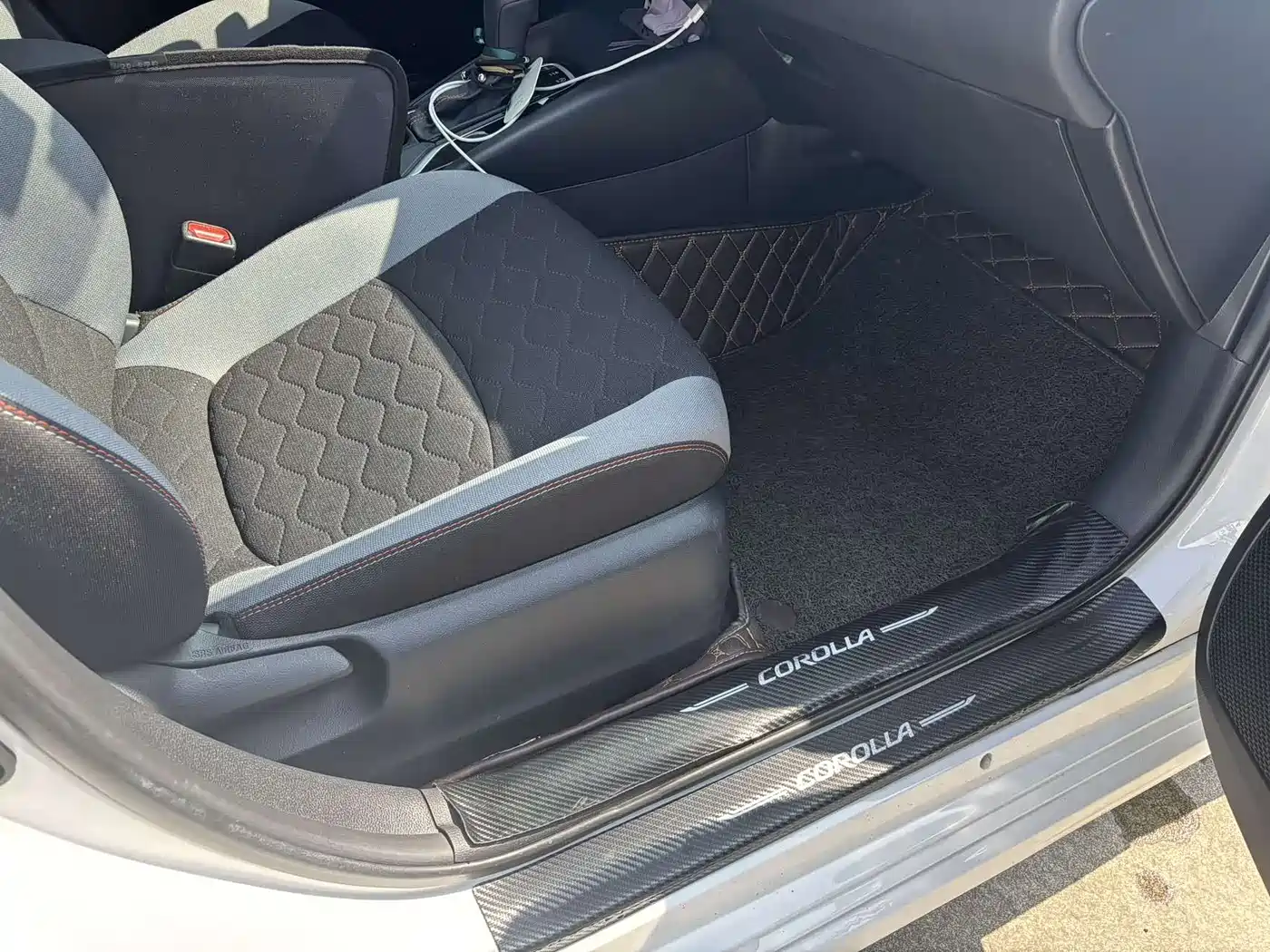 Toyota Corolla 2019 1.2T S-CVT GL-i Elite Edition фото 8