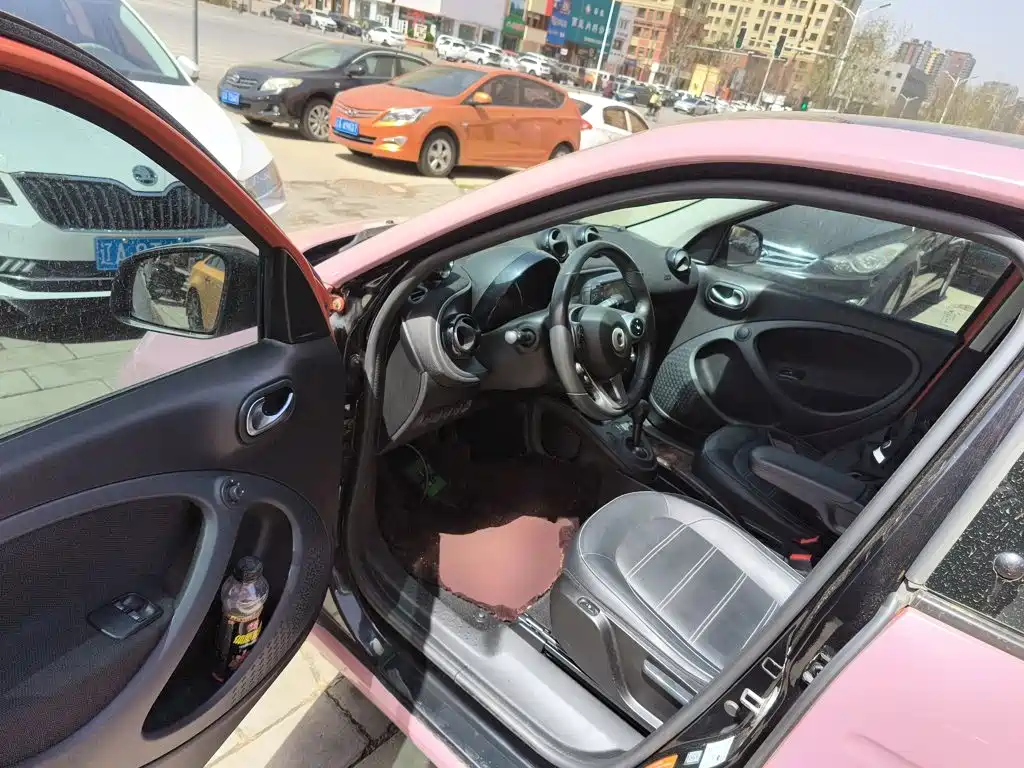 smart forfour 2018 2016 Model 0.9T 66kW Pioneer Edition