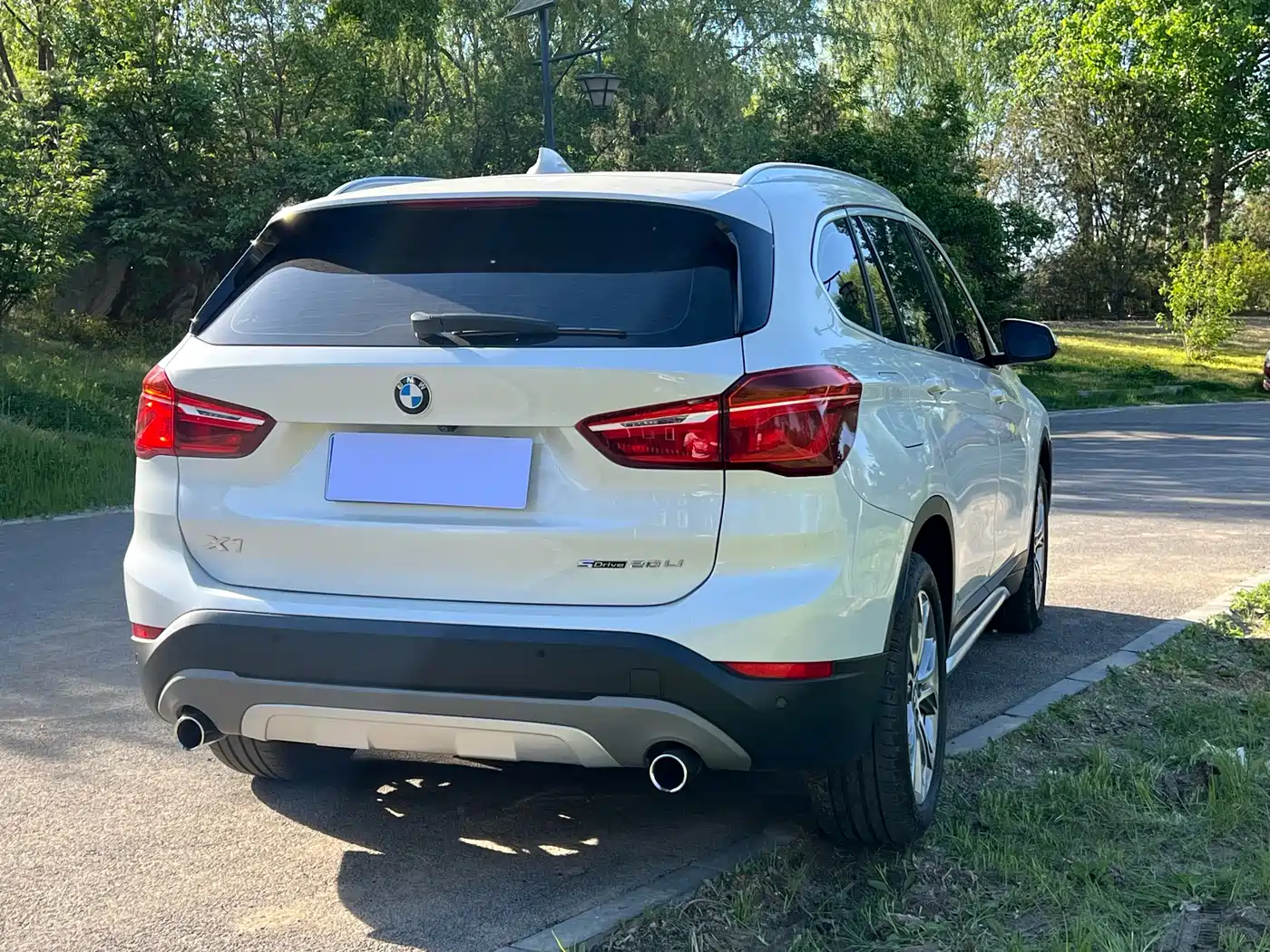 BMW X1 2019 sDrive20Li Leading Model фото 6