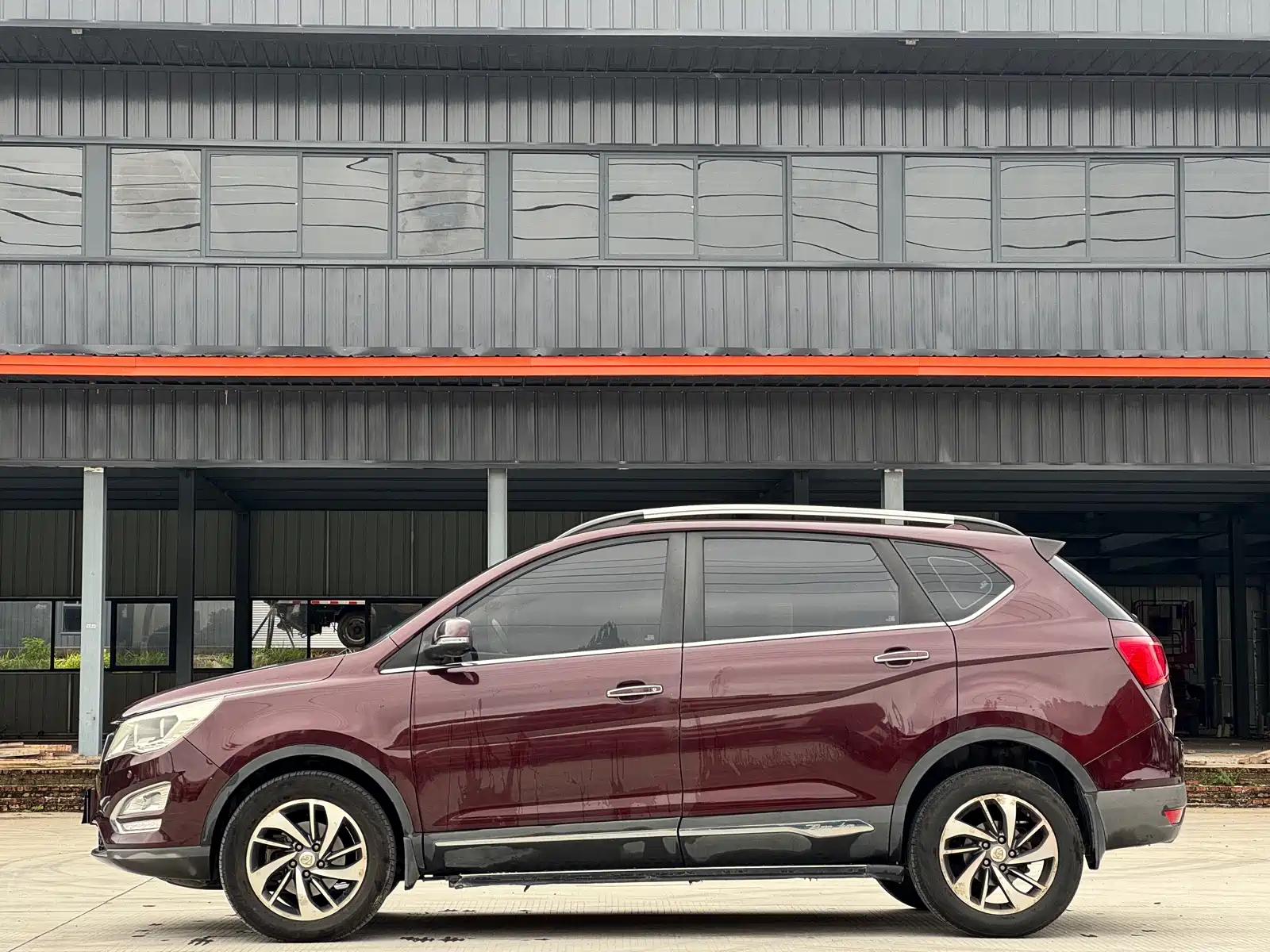 Фото 8 - Baojun 560