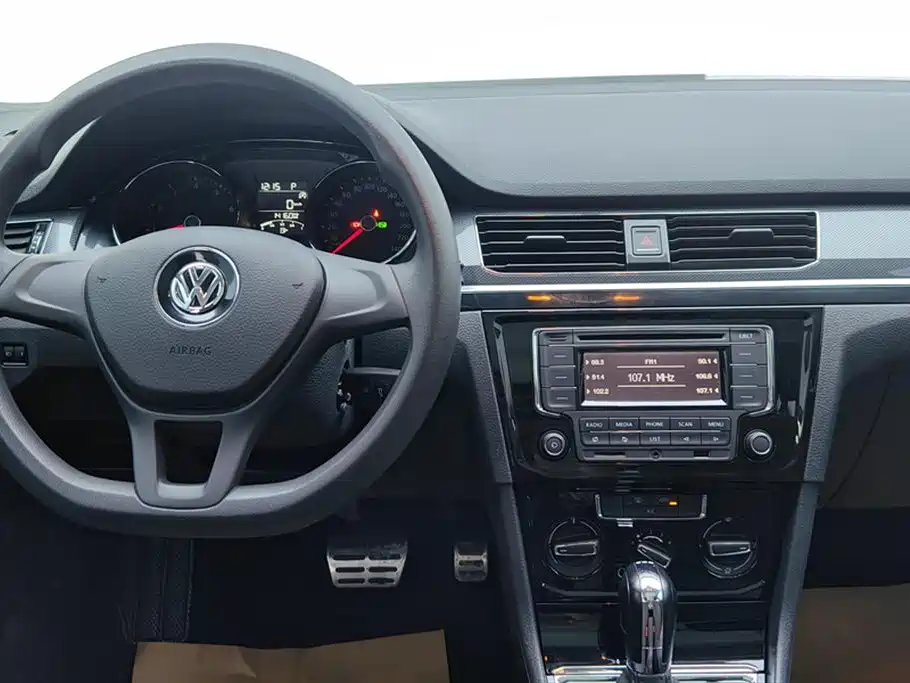 Volkswagen C-TREK 2017 230TSI DSG Comfort фото 12