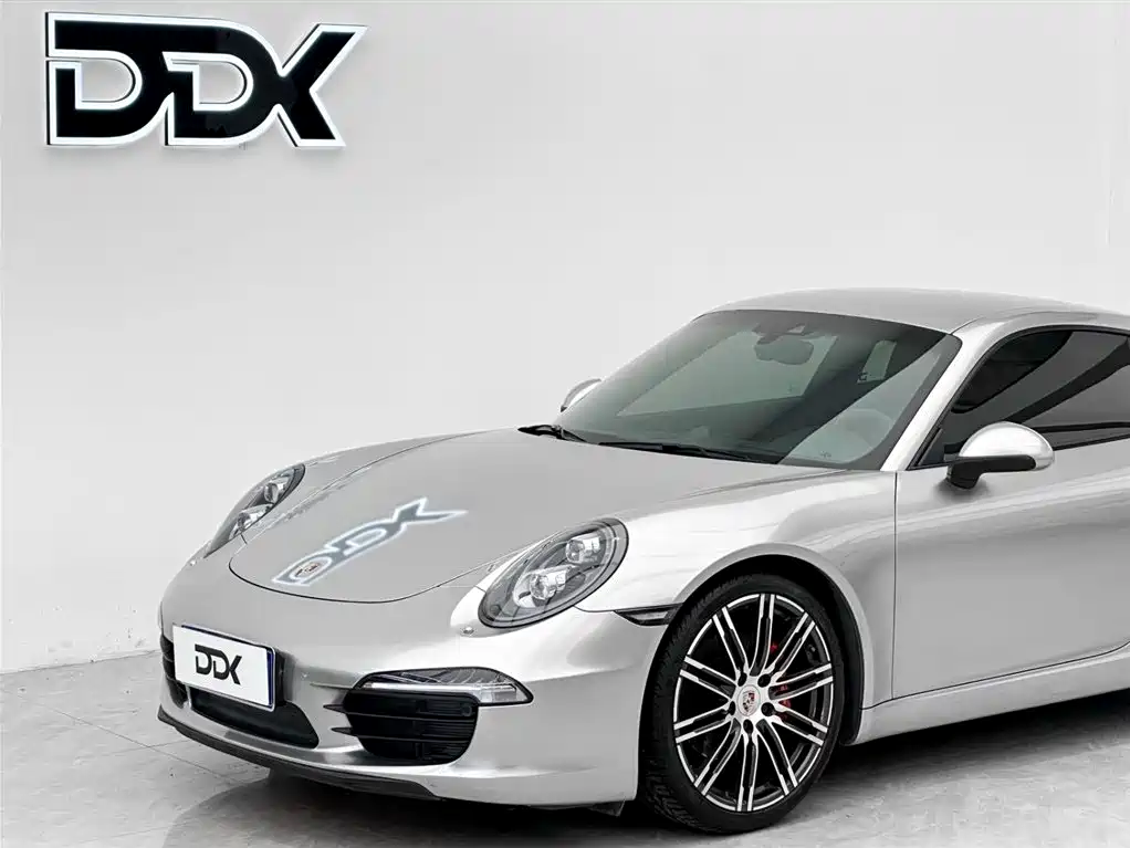 Porsche 911 2015 Carrera 3.4L Style Edition фото 3