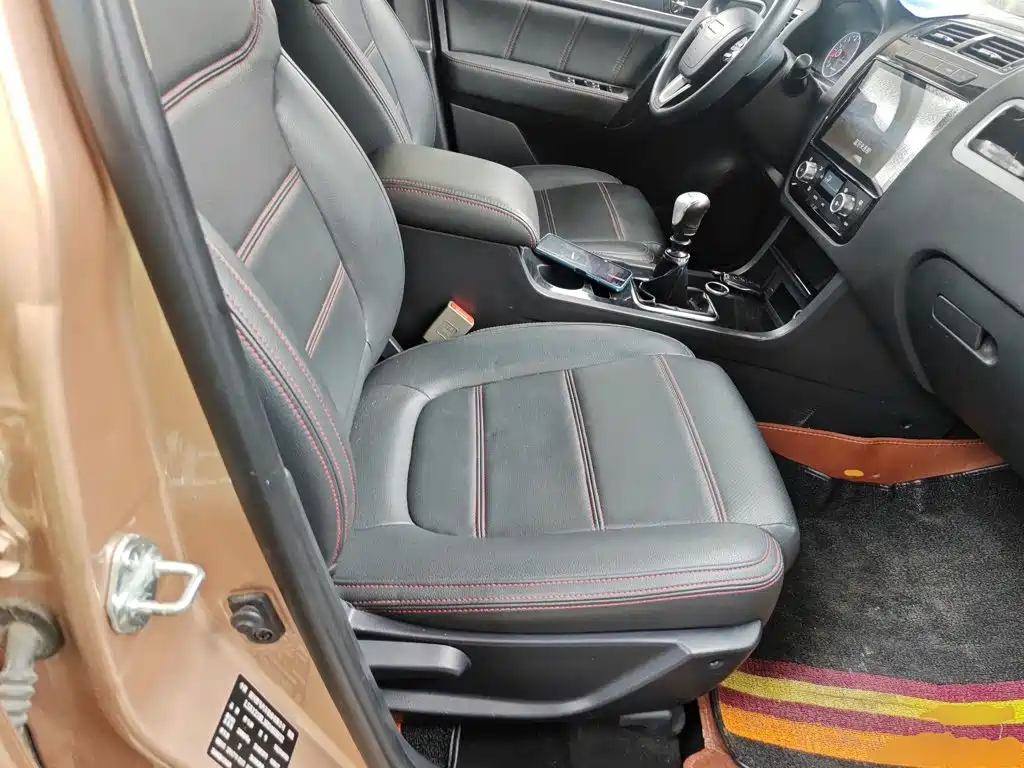 Yema Auto Yema T70 2017 2016 Upgrade 1.5T Manual Luxury