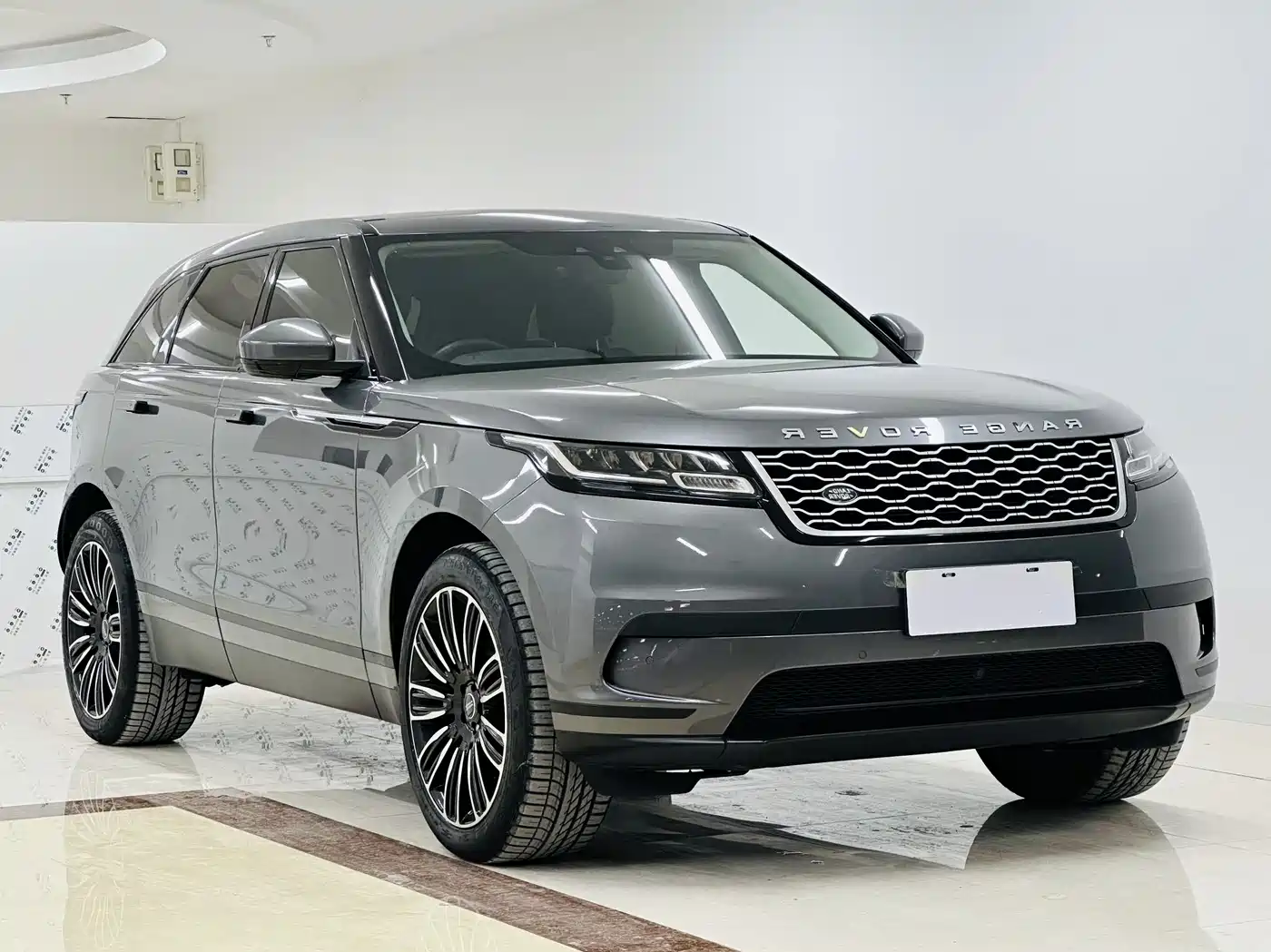 Land Rover Range Rover Velar 2018 P250 S фото 9