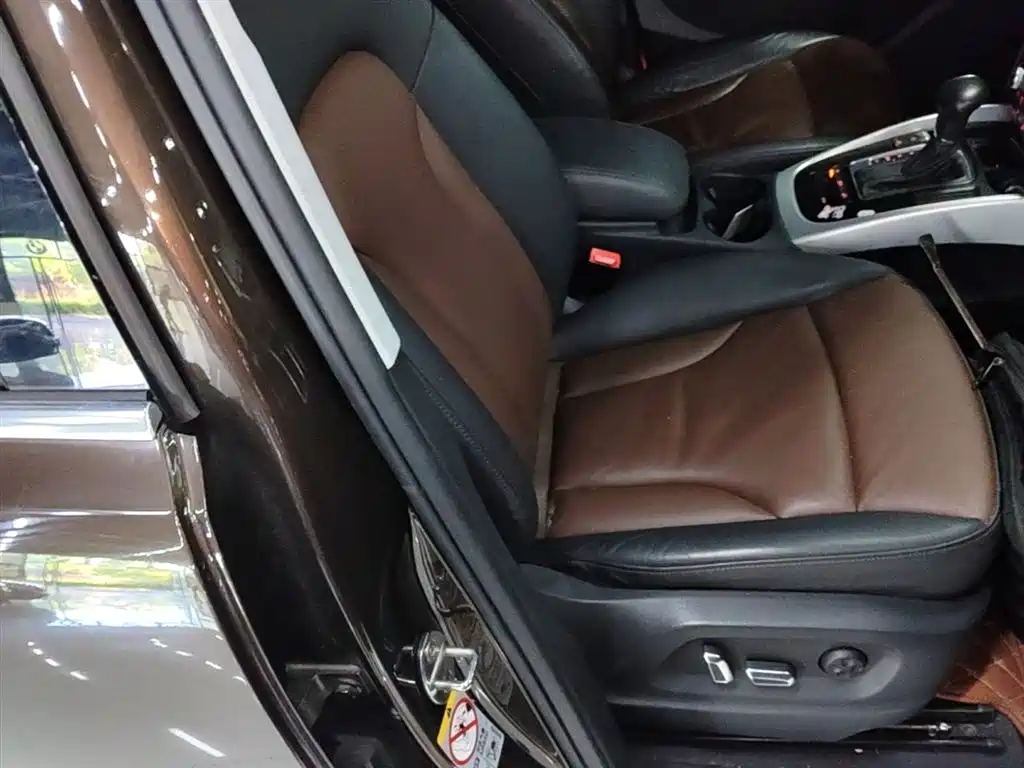 Audi Q5 2016 40 TFSI Technology Model фото 25