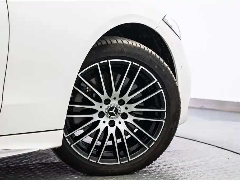 Mercedes-Benz C-Class 2023 C 260 L Sport фото 20