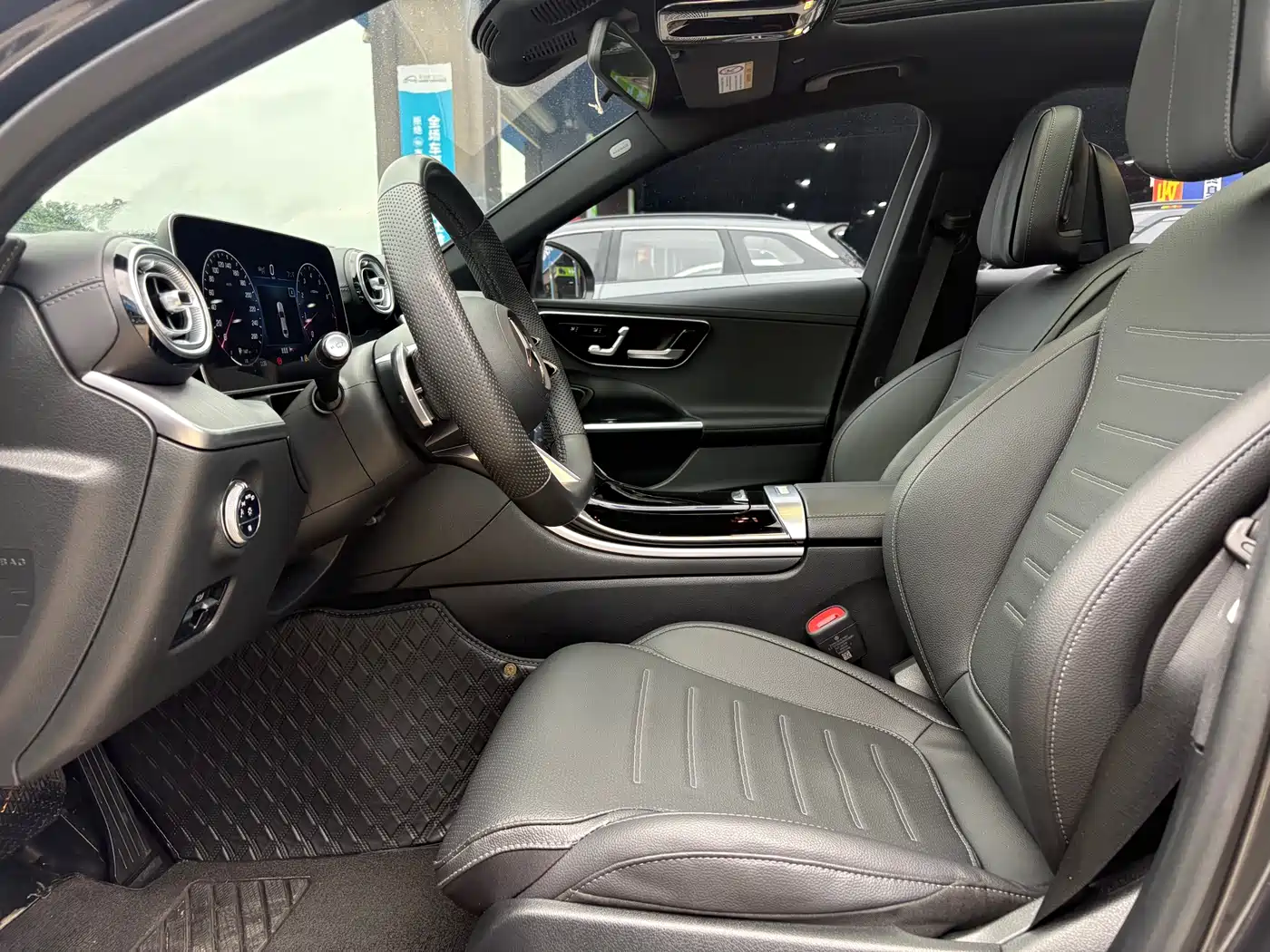 Mercedes-Benz C-Class 2023 C 260 L Sport фото 11