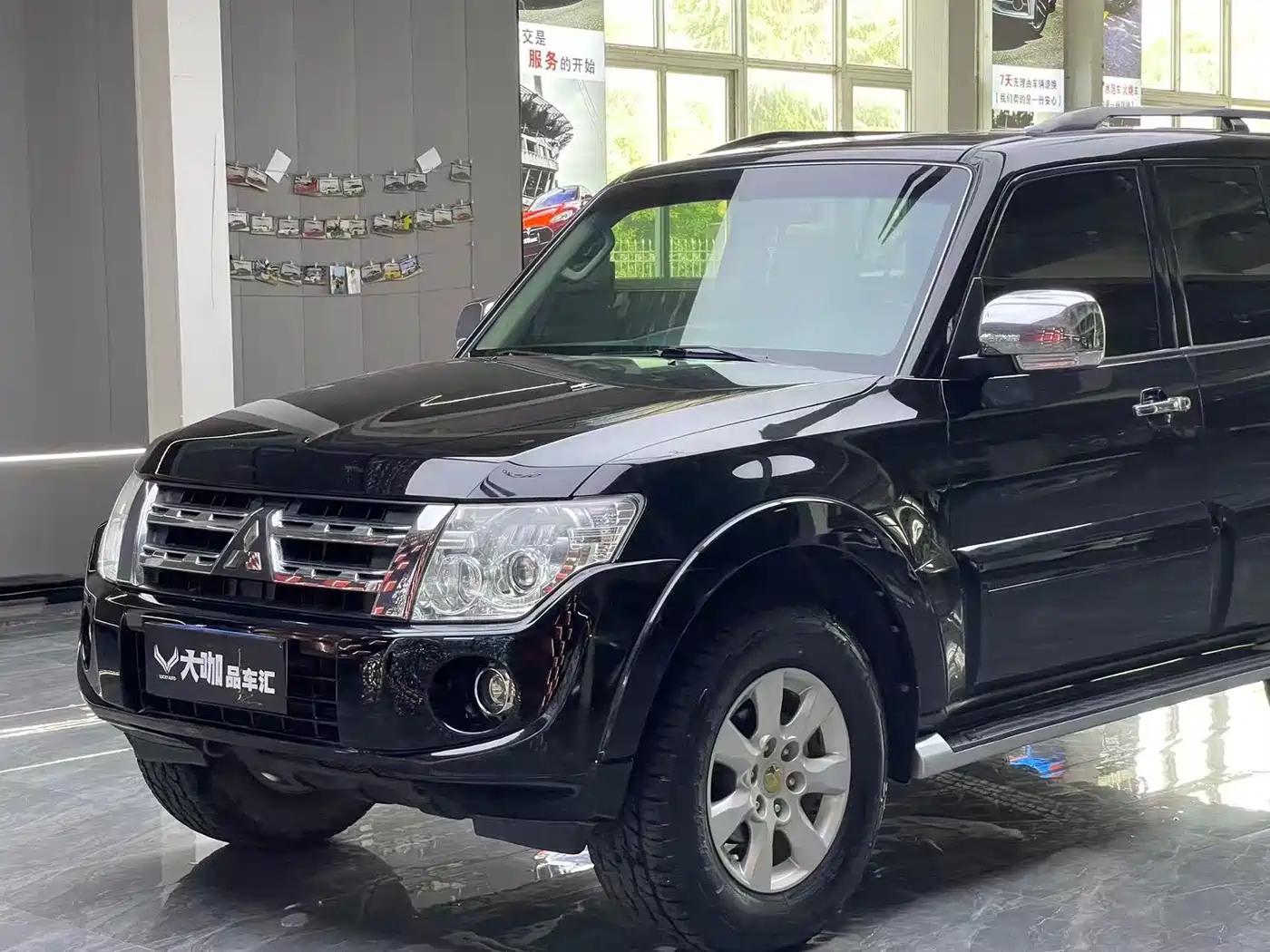 Mitsubishi Pajero (Import) 2014 3.0L Elite Edition фото 7