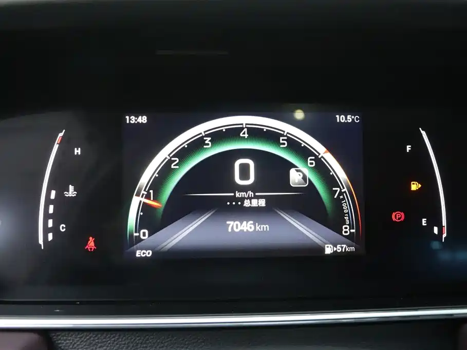 GAC Trumpchi Trumpchi M6 2023 PRO 270T DCT Luxury Edition фото 8
