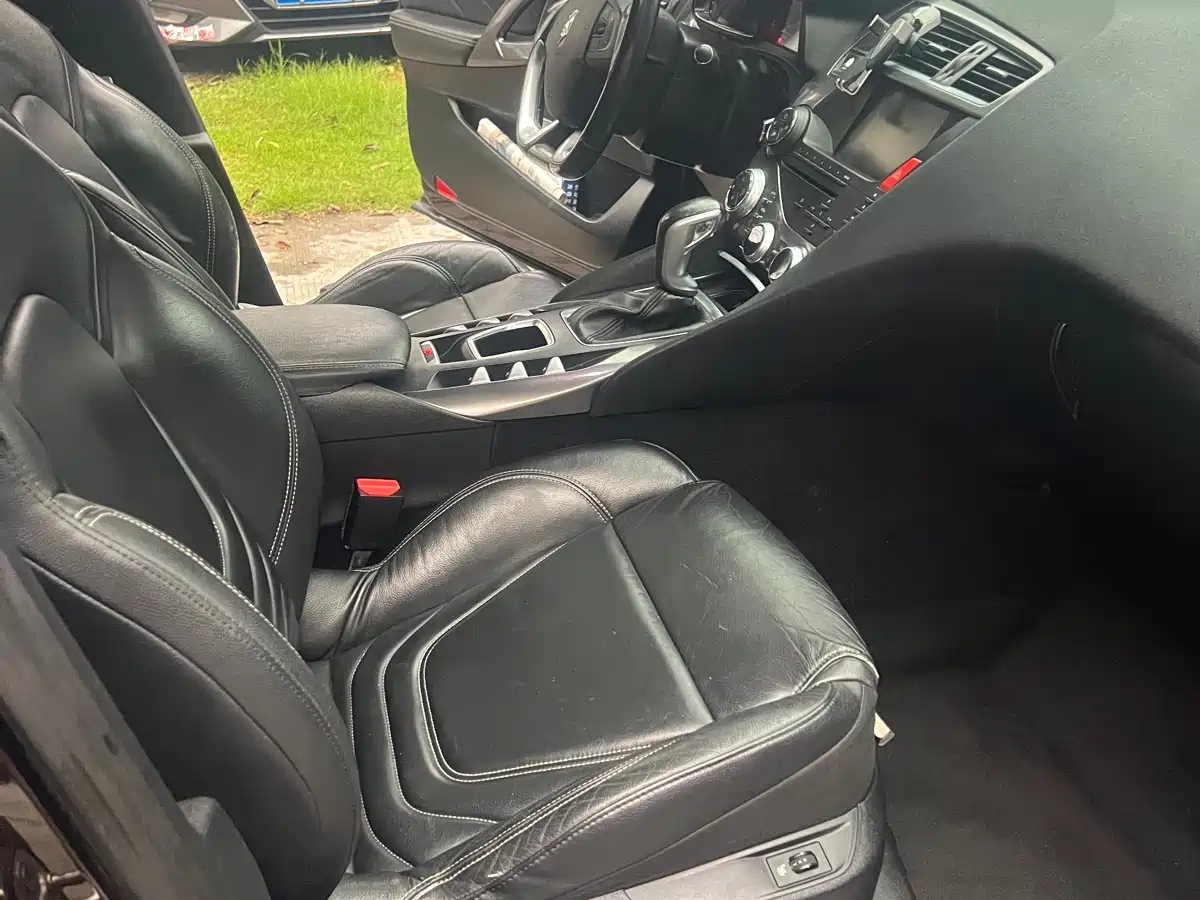 DS 5 2014 2014 1.6T Luxury THP160