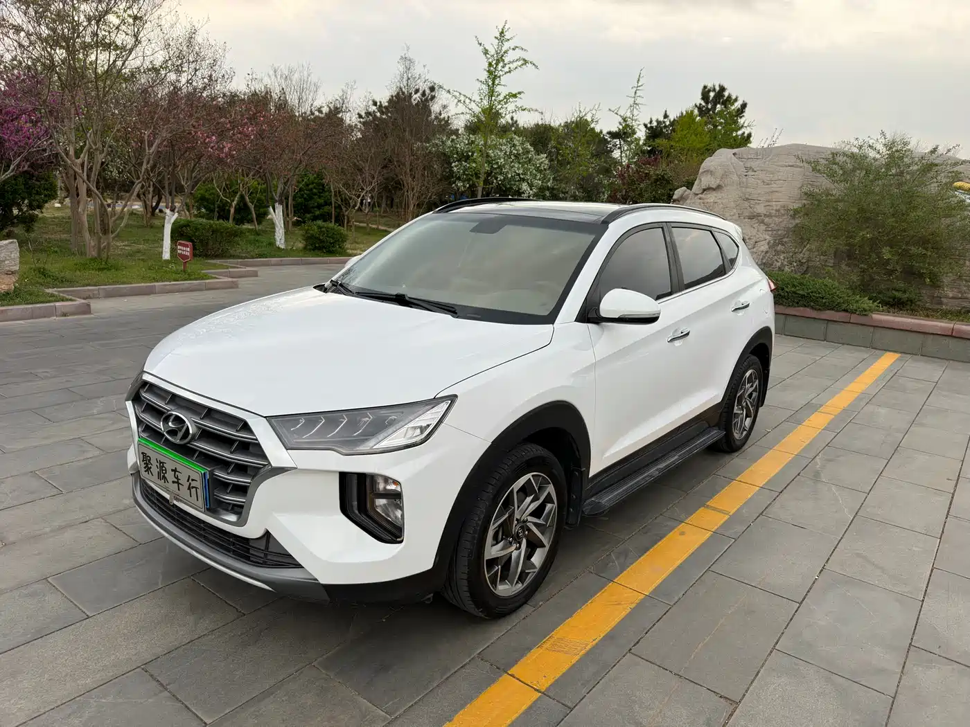 Hyundai Tucson 2019 280TGDi Dual-clutch 2WD Fashion Edition China VI фото 3