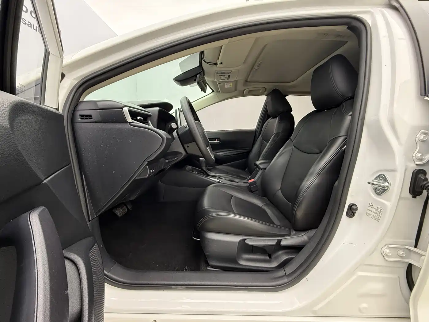 Toyota Corolla 2021 1.2T S-CVT Elite PLUS Edition фото 13