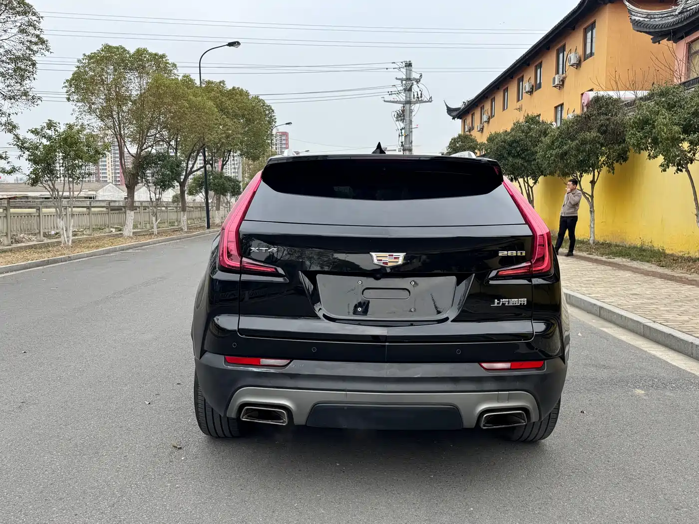 Cadillac XT4 2018 28T FWD Leading Edition фото 14