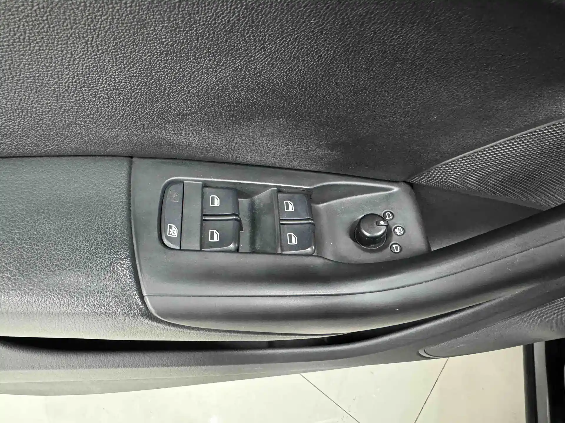 Фото 14 - Audi Q3
