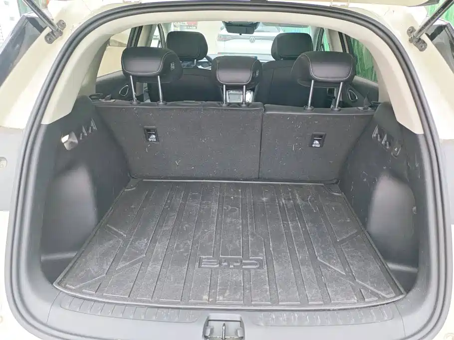BYD Hai Shi 05 EV 2025 2025 520KM Smart Navigation Edition
